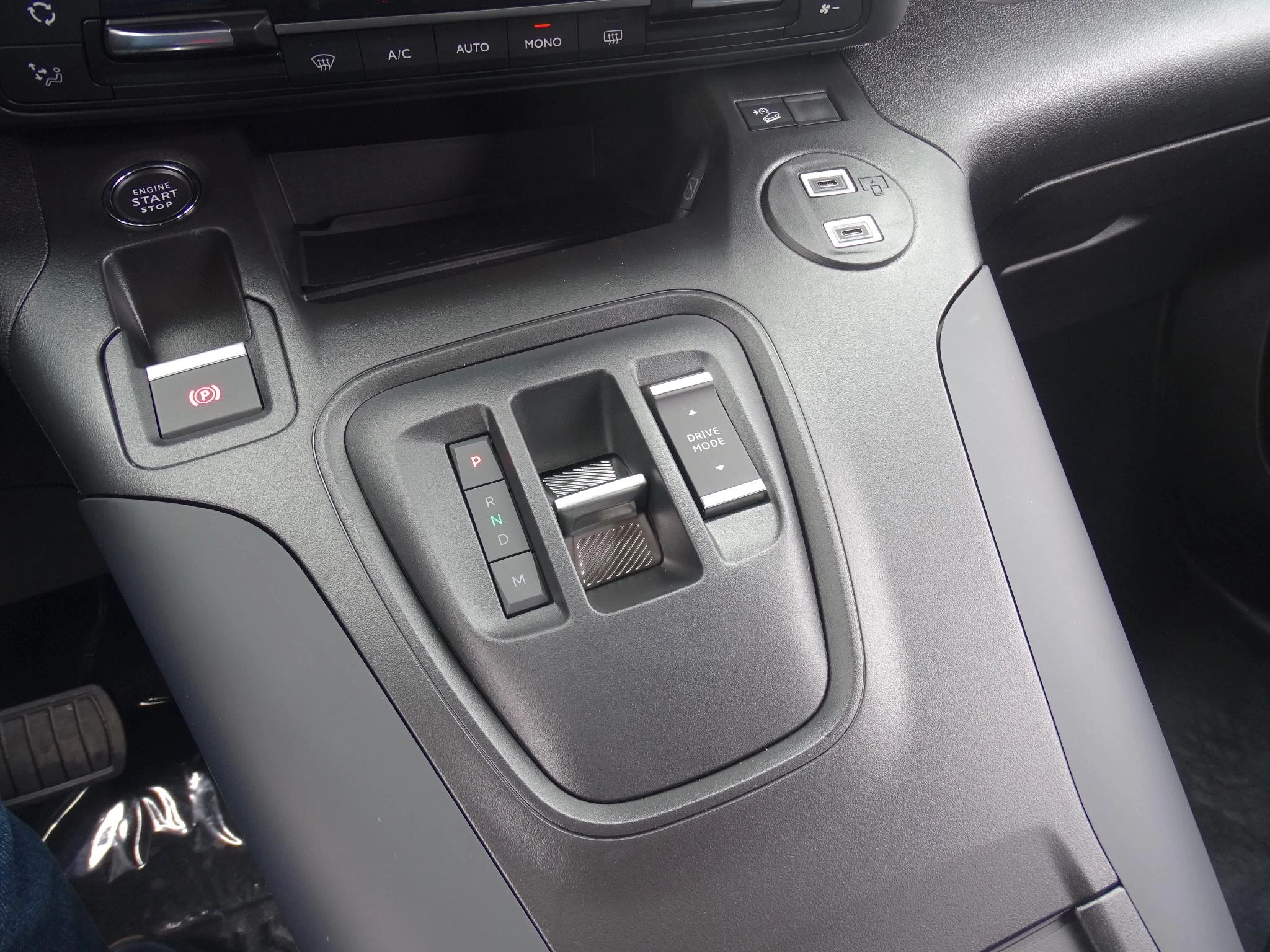 Fiat Qubo 1.5D La prima automa7 seats+gps+camera+park pilot