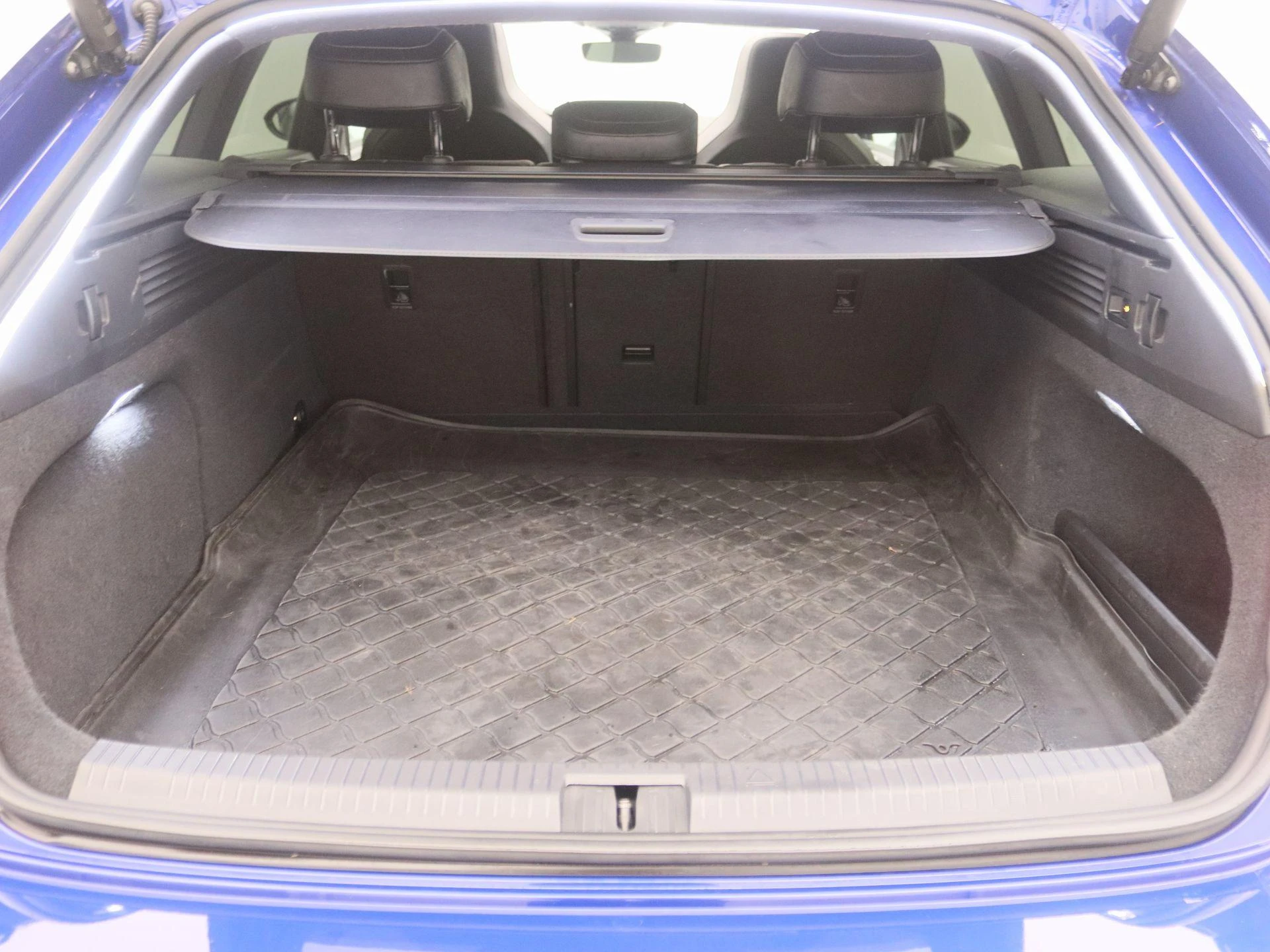 Volkswagen-Arteon-image-14
