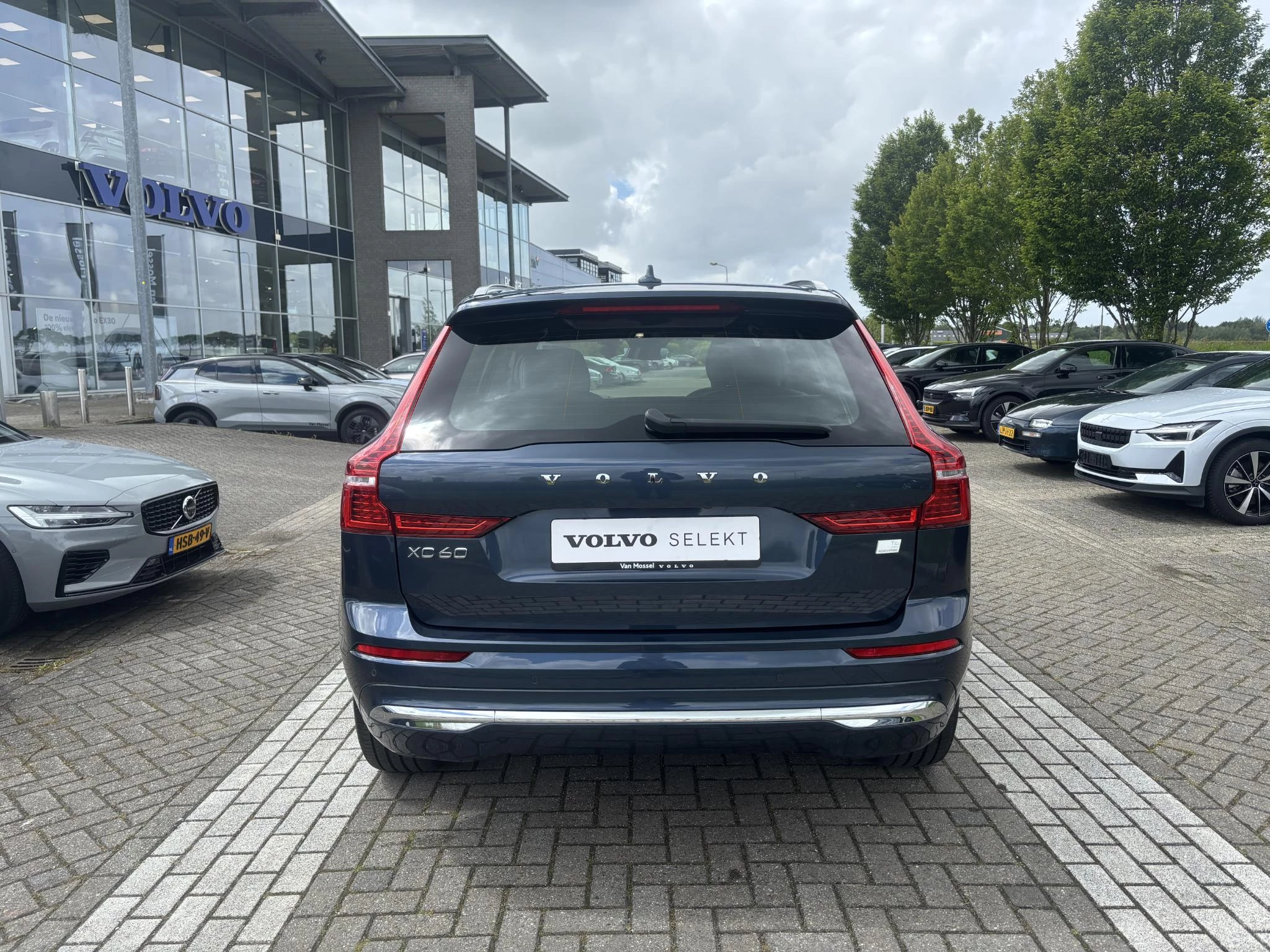 Volvo XC60 T6 Plug-in hybrid AWD Plus Bright