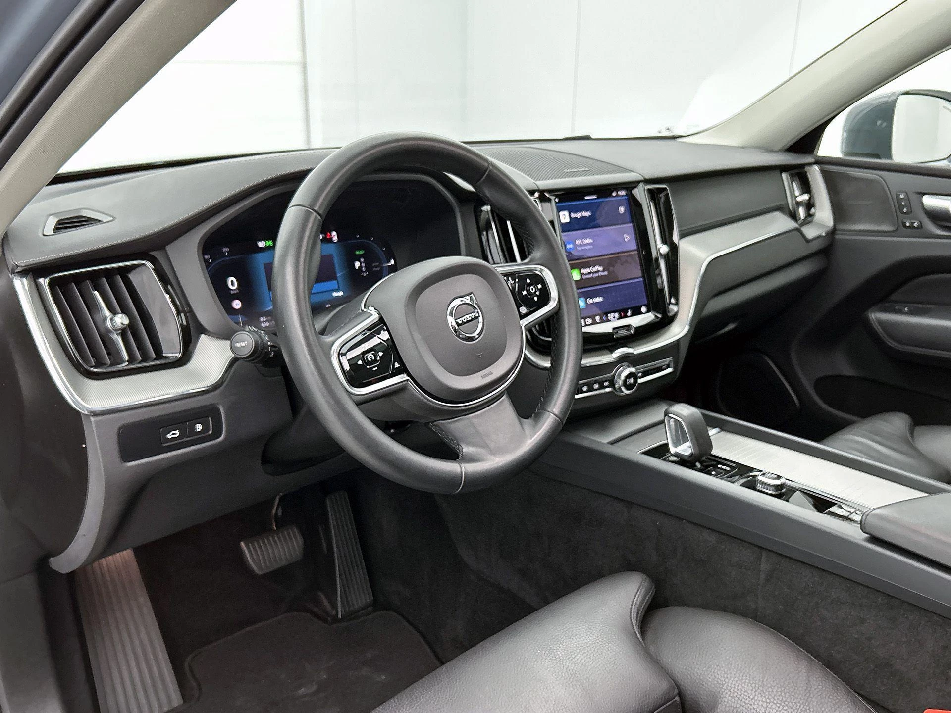Volvo-XC60-image-16