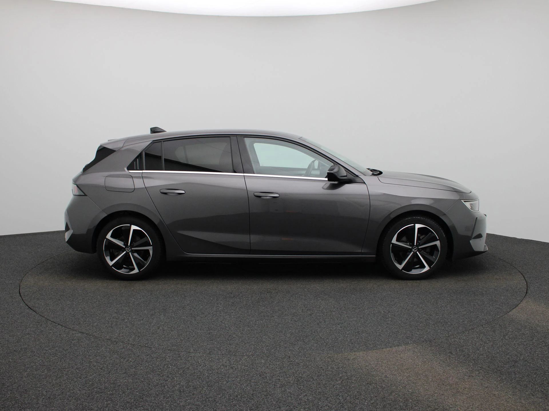 Opel-Astra-image-5