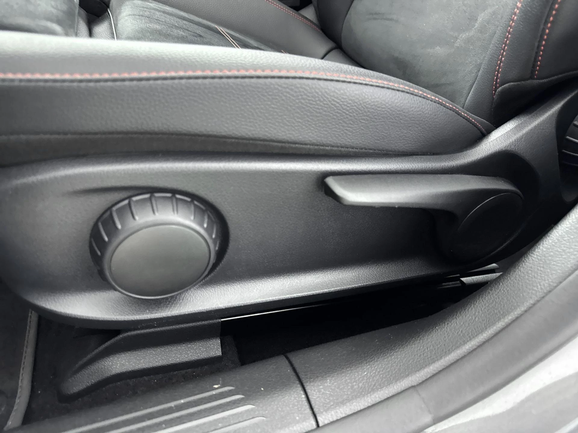 Mercedes-Benz-A-Klasse-image-17