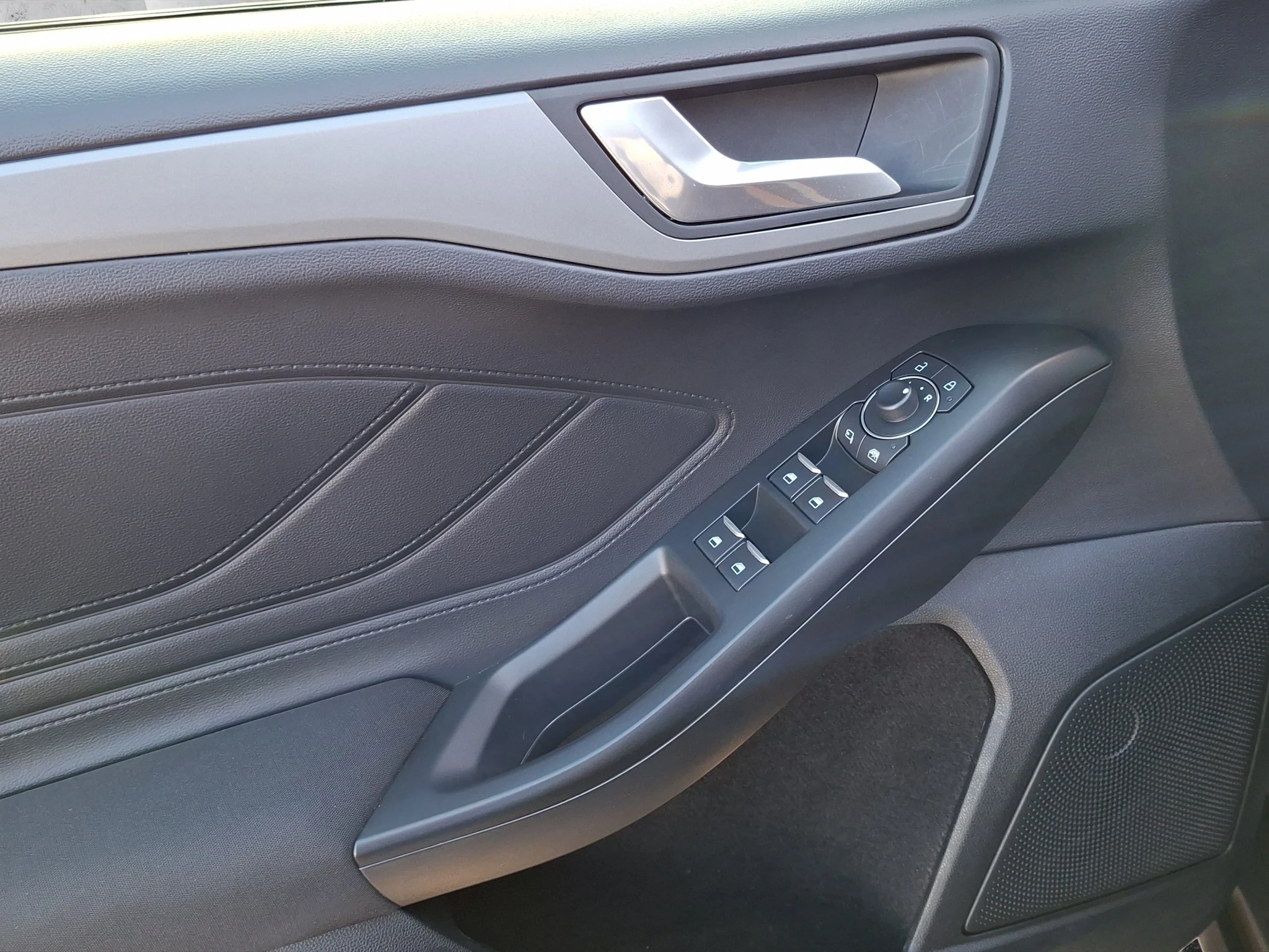 Ford-Focus-image-13