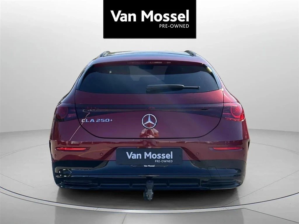 Mercedes-Benz-CLA-image-5