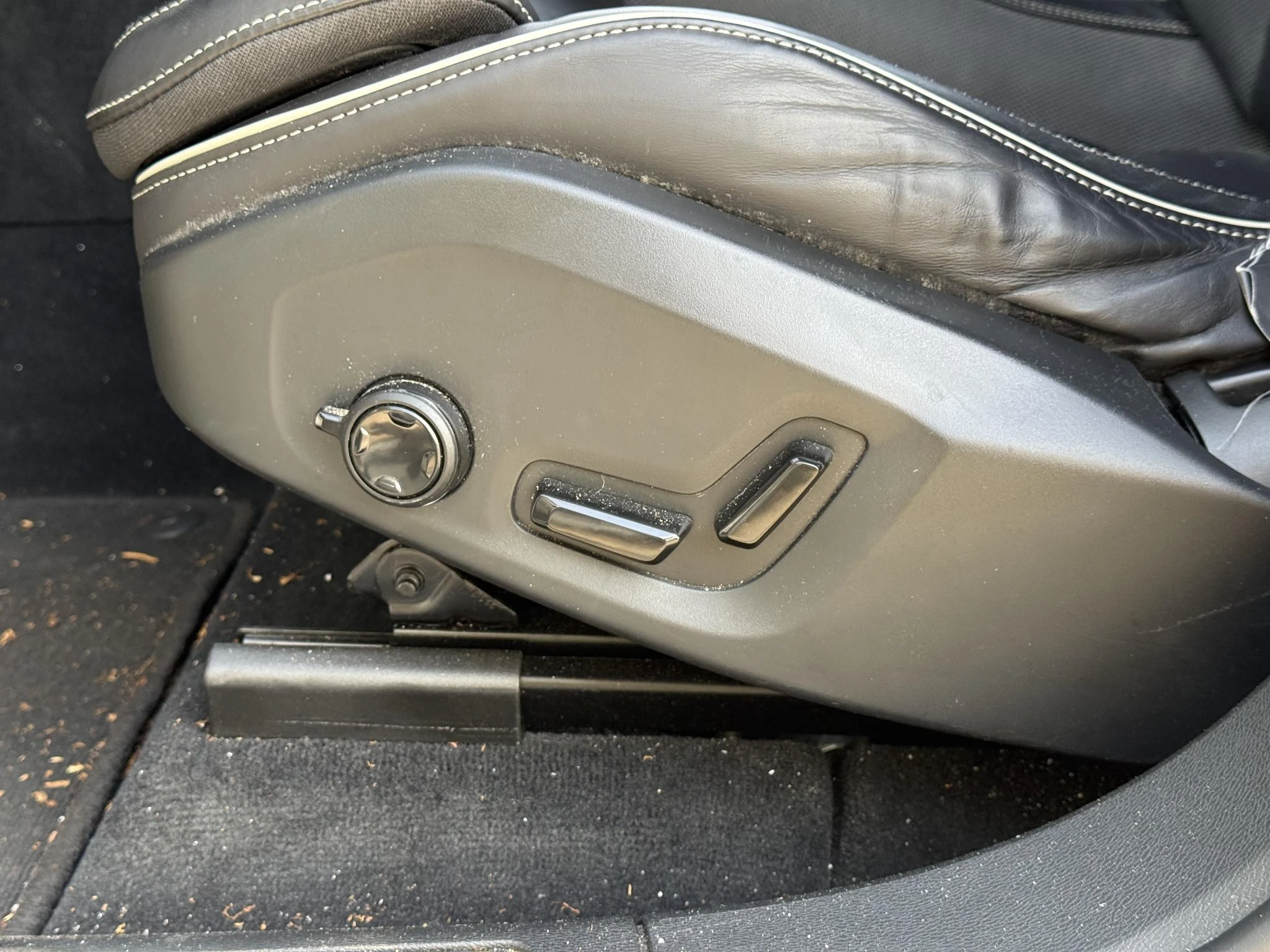 Volvo-XC60-image-14