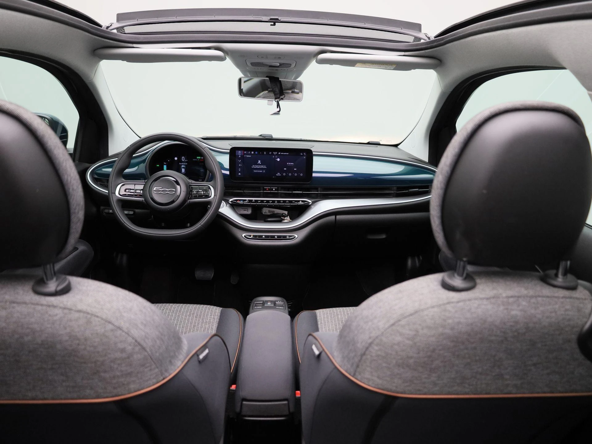 Fiat-500C-image-6