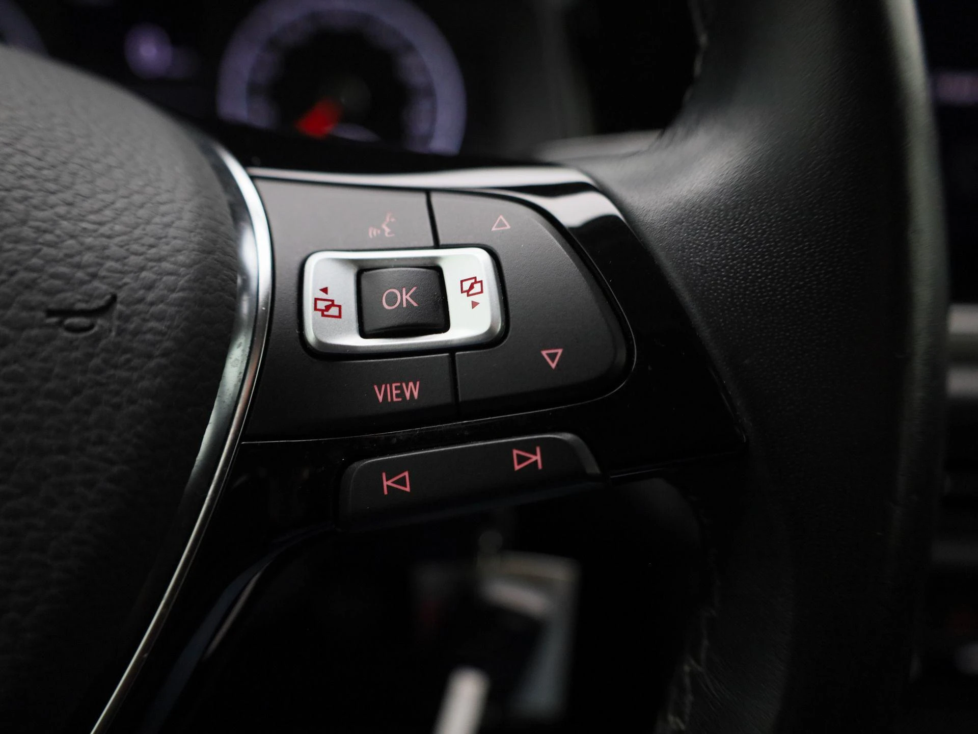 Volkswagen-Polo-image-15