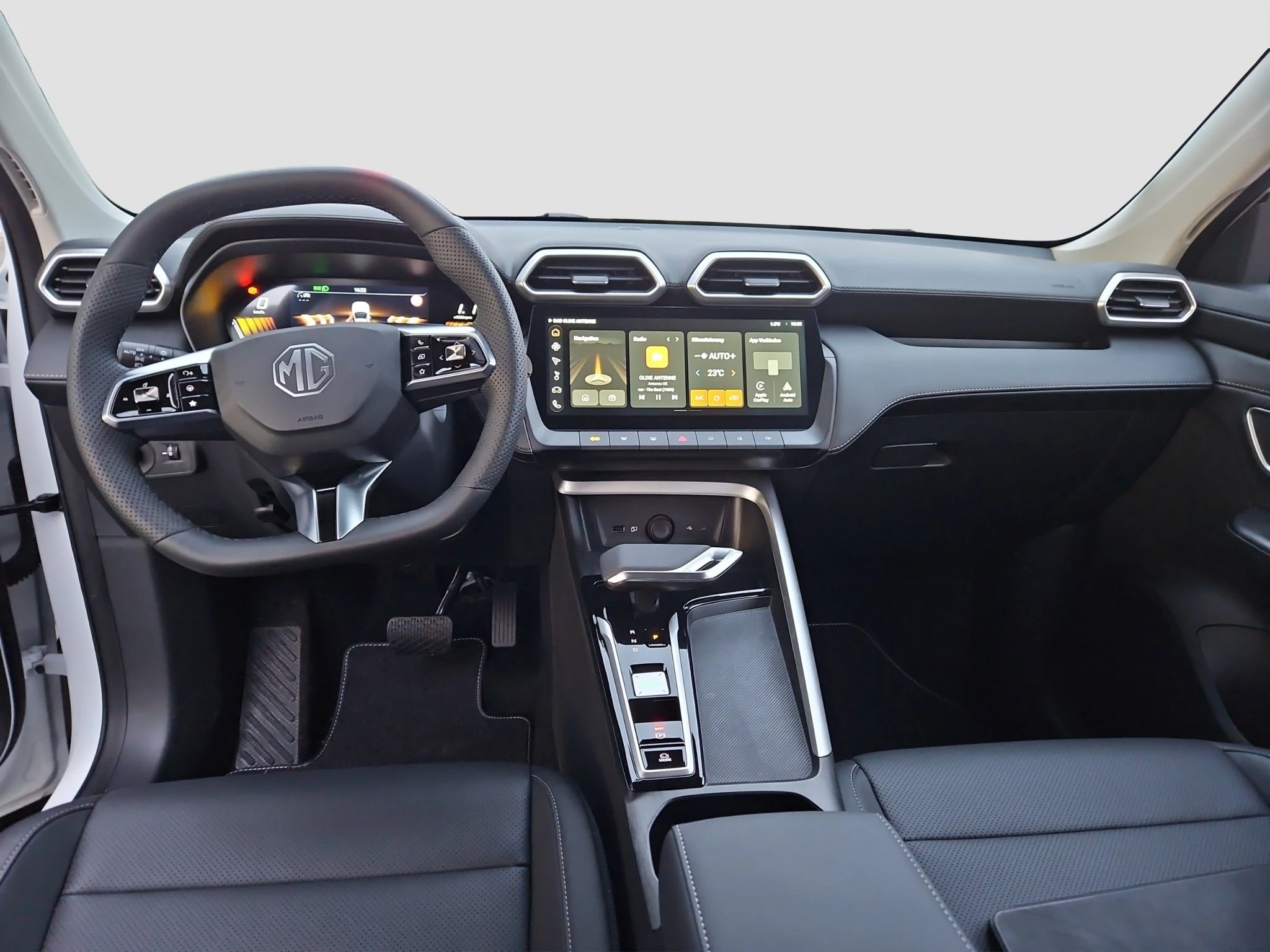MG ZS Luxury 1.5 Hybrid+ Autom LED ACC GJR RFK SHZ