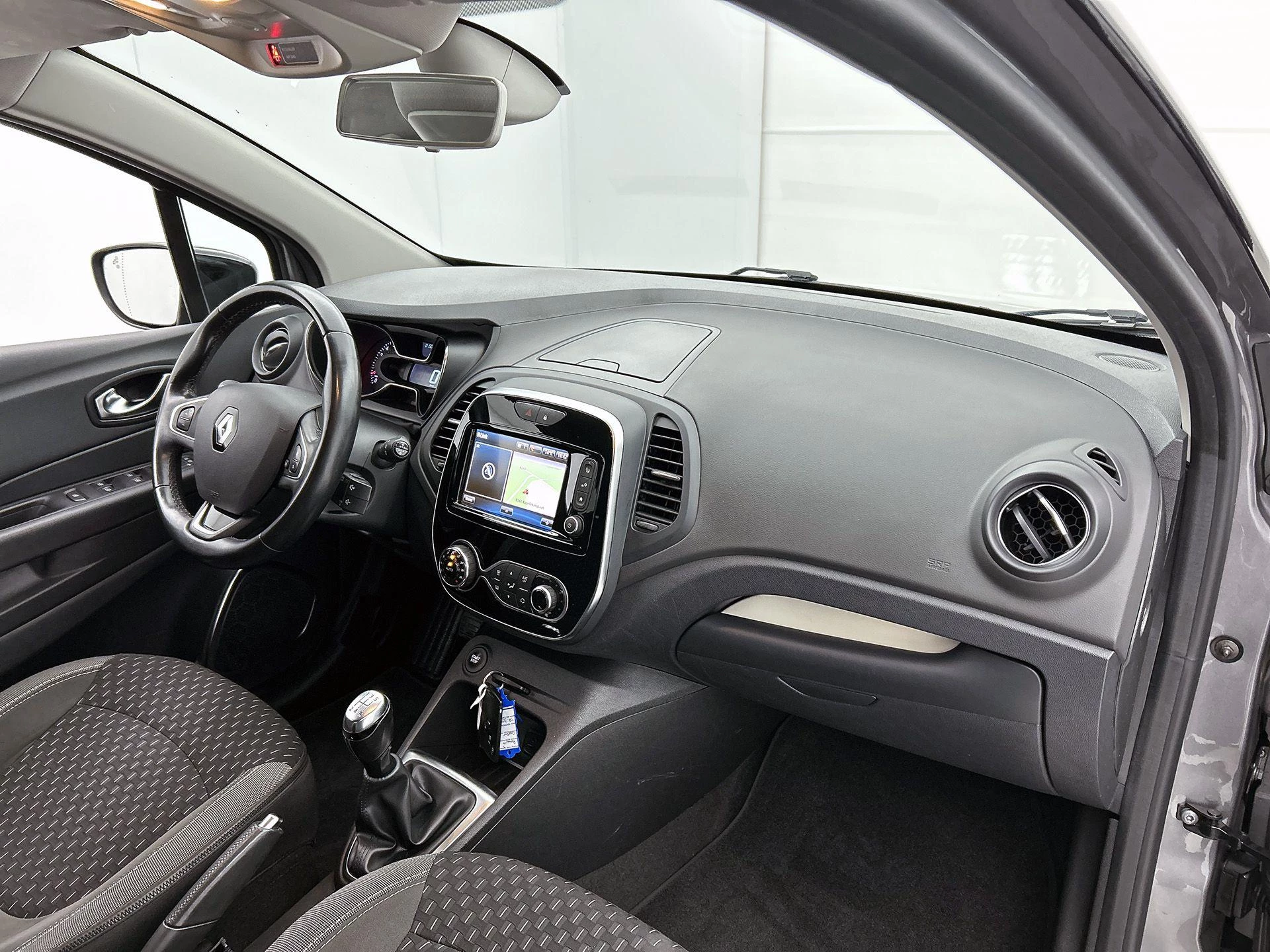 Renault-Captur-image-18