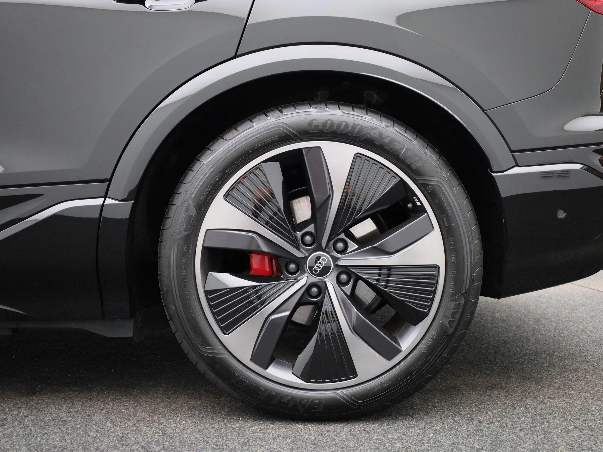 Audi Q6 e-tron edition performance 100 kWh