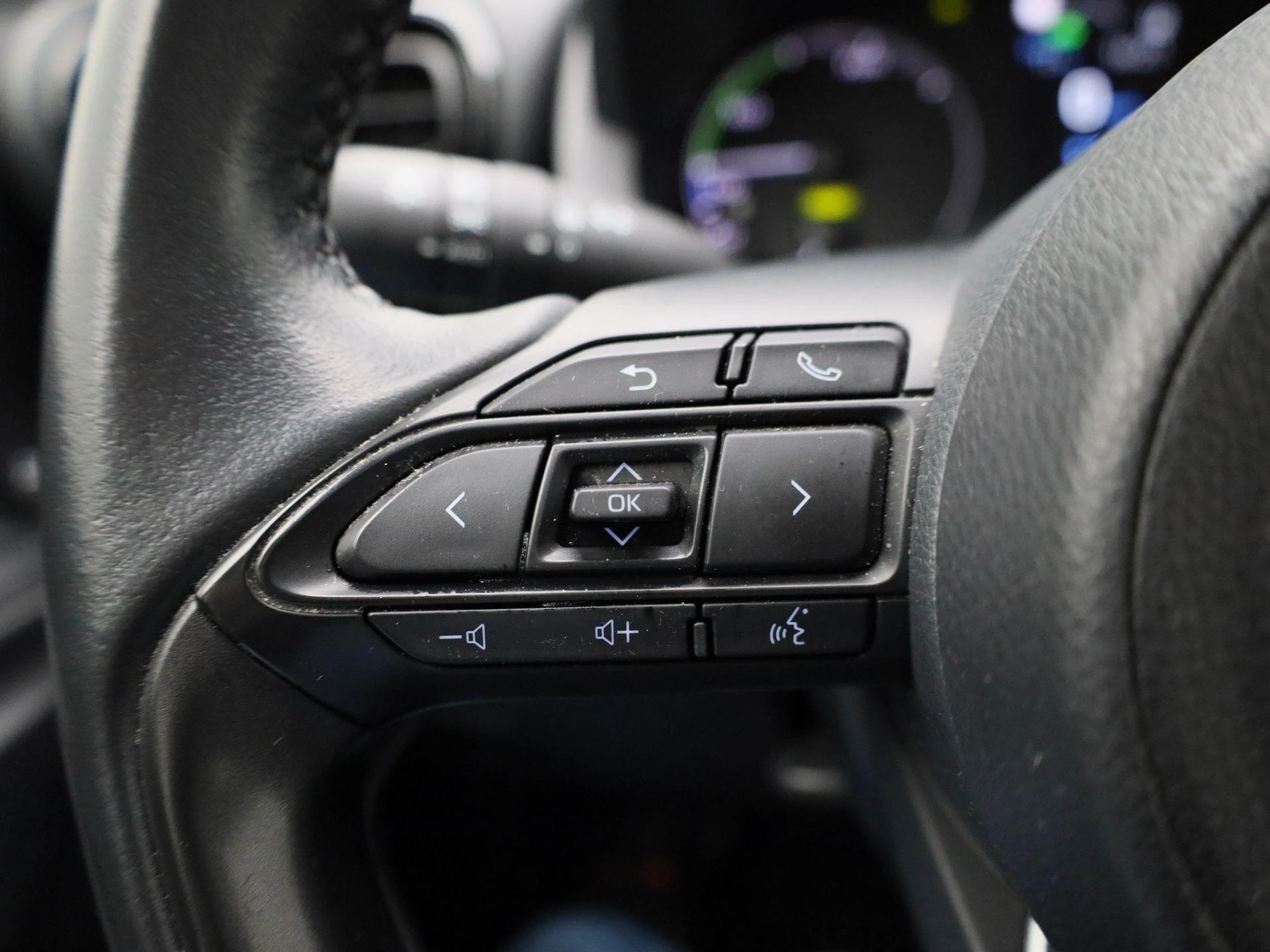 Toyota-Yaris-image-16