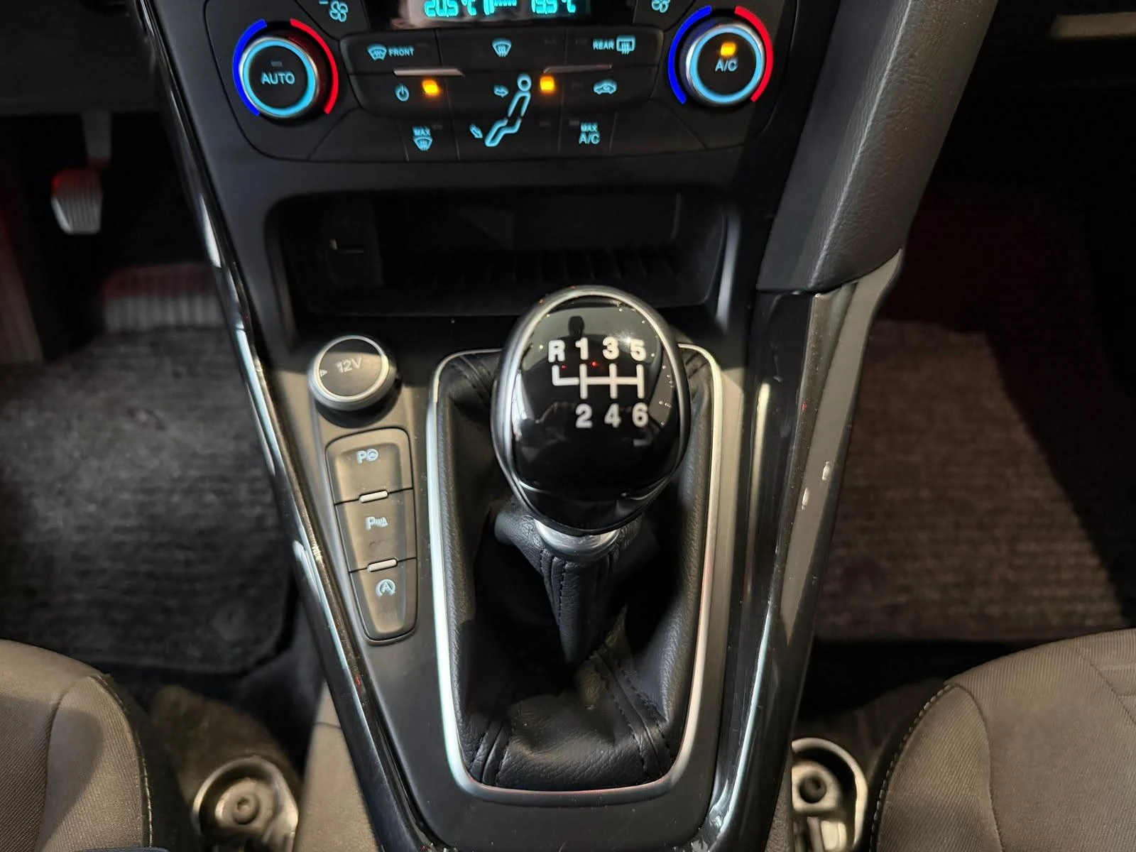 Ford-Focus-image-9