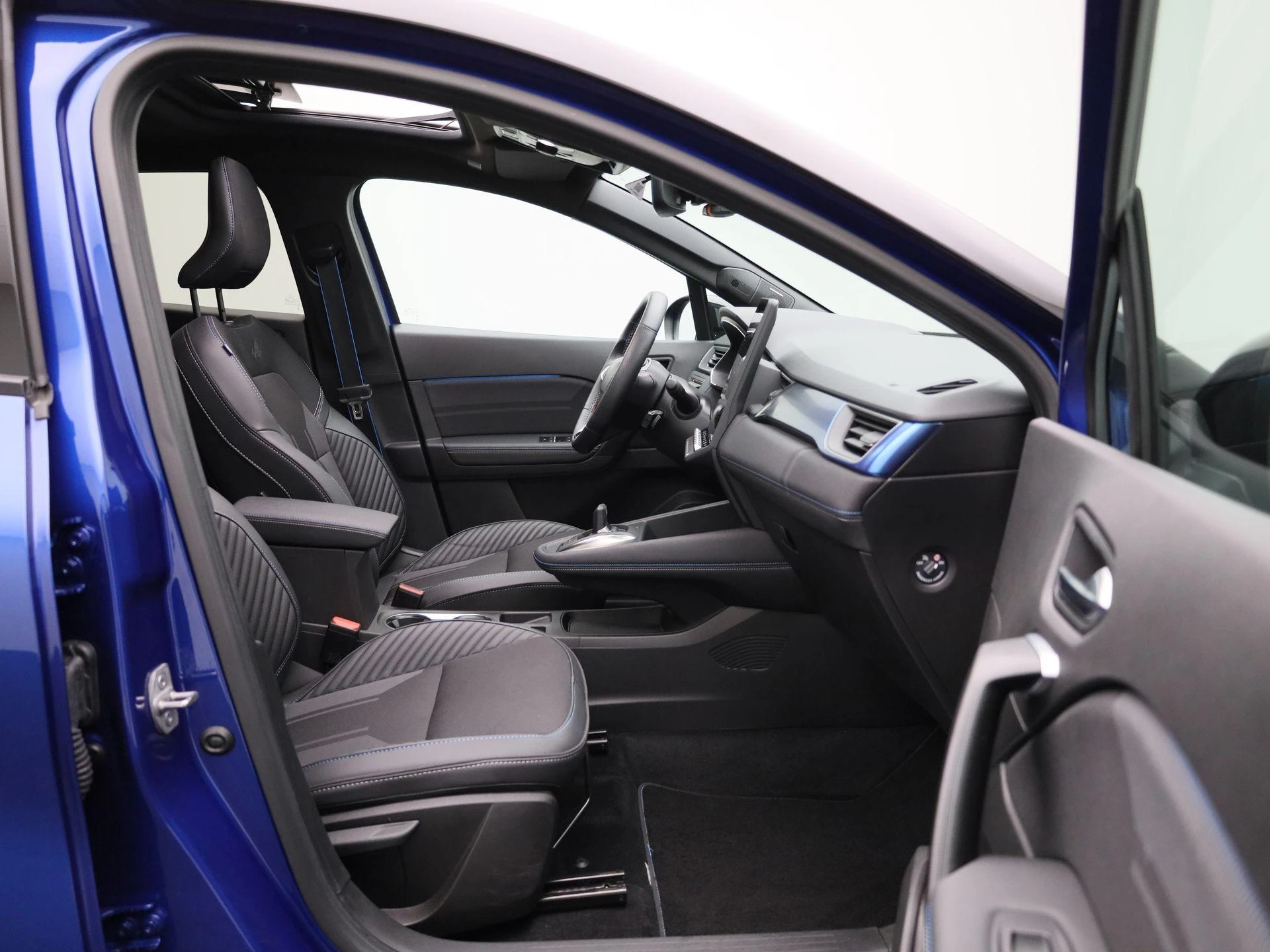 Renault-Captur-image-35