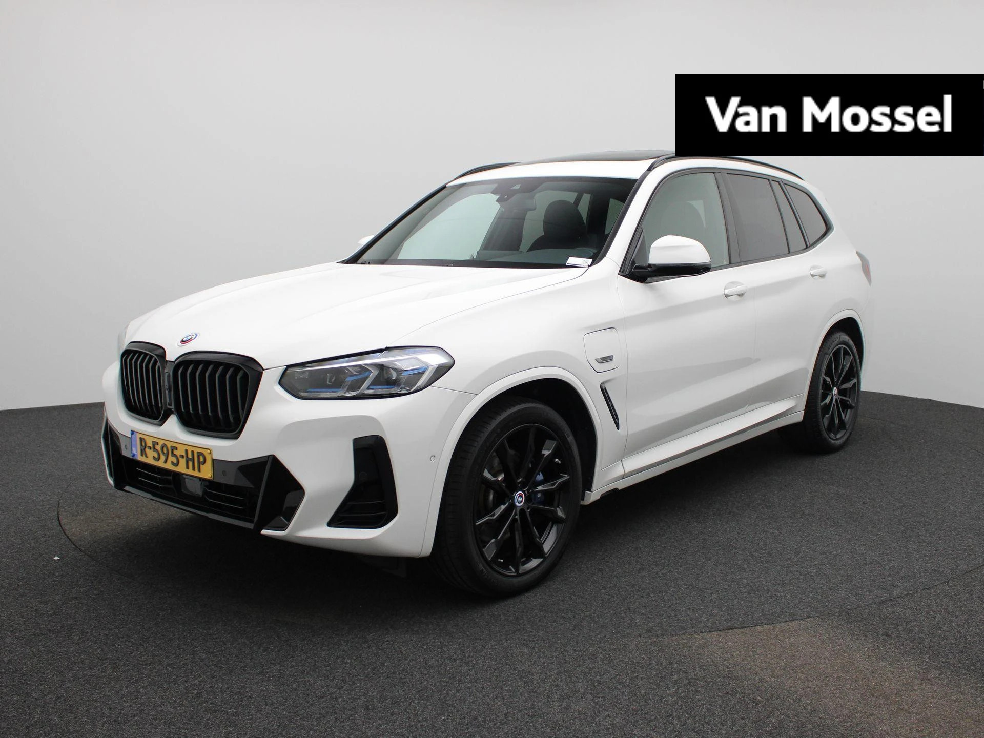 BMW-X3-image-0