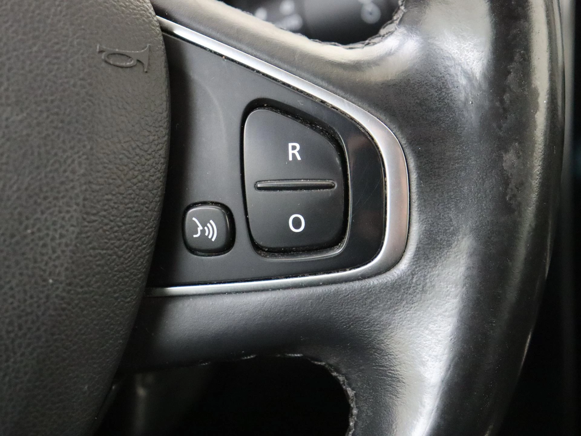 Renault-Clio-image-13