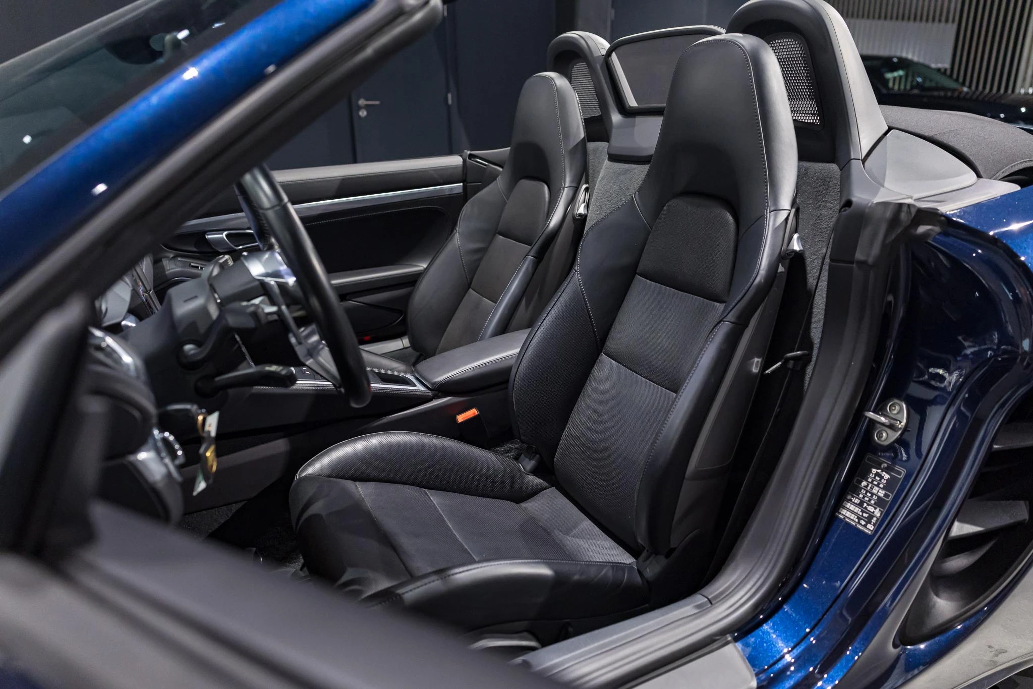 Porsche-718-image-8
