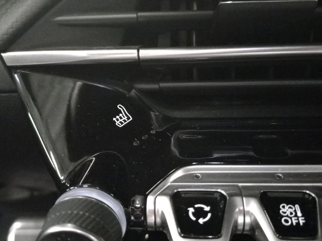 Peugeot-2008-image-19