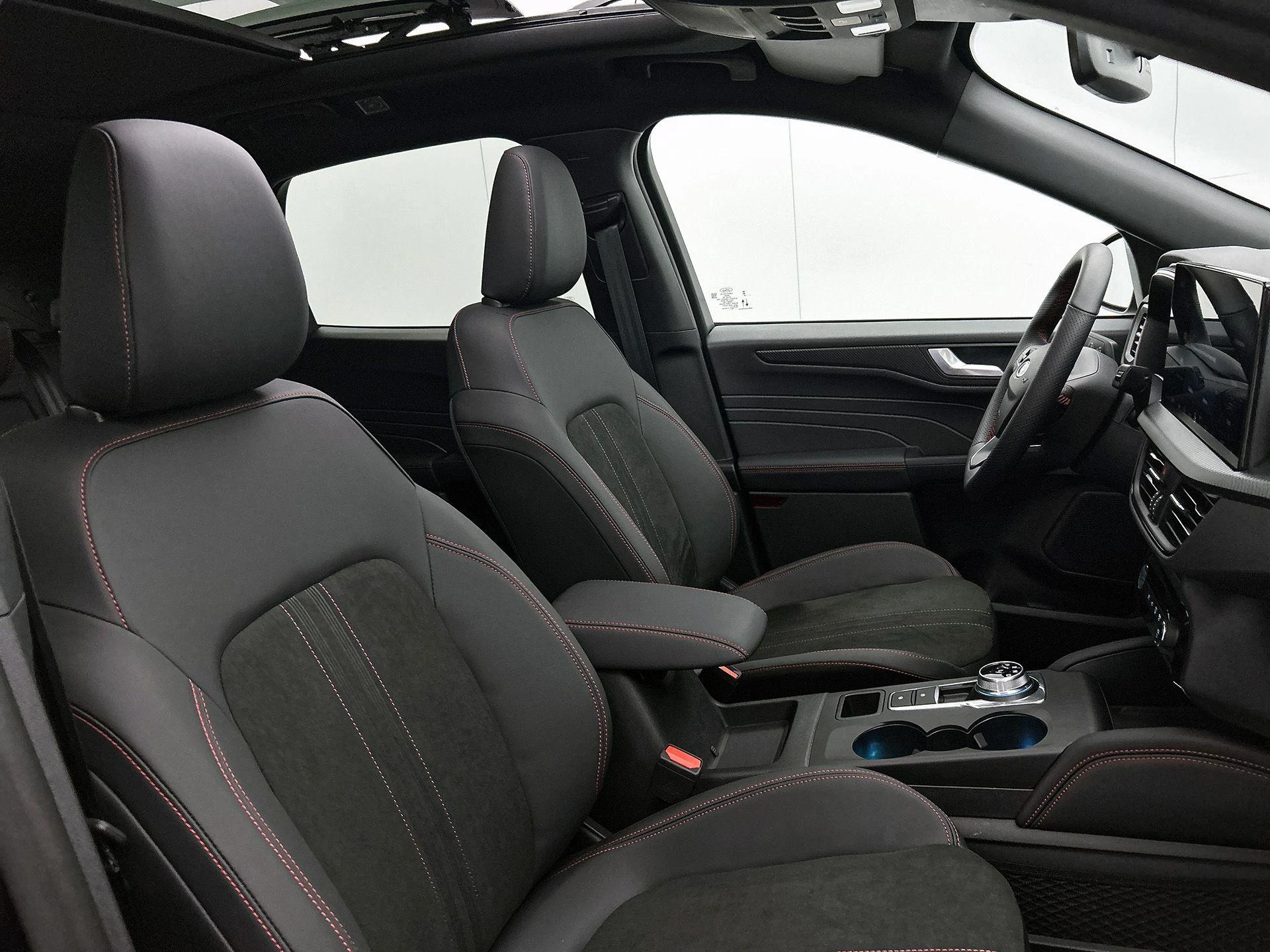 Ford-Kuga-image-36