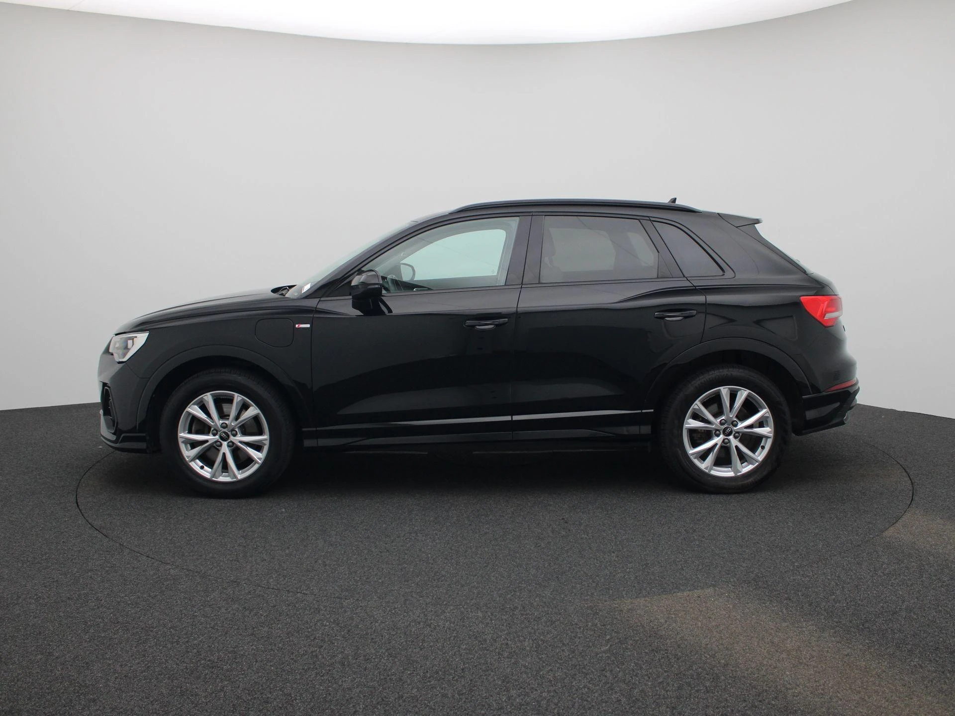 Audi Q3 45 TFSI e S tronic S Line