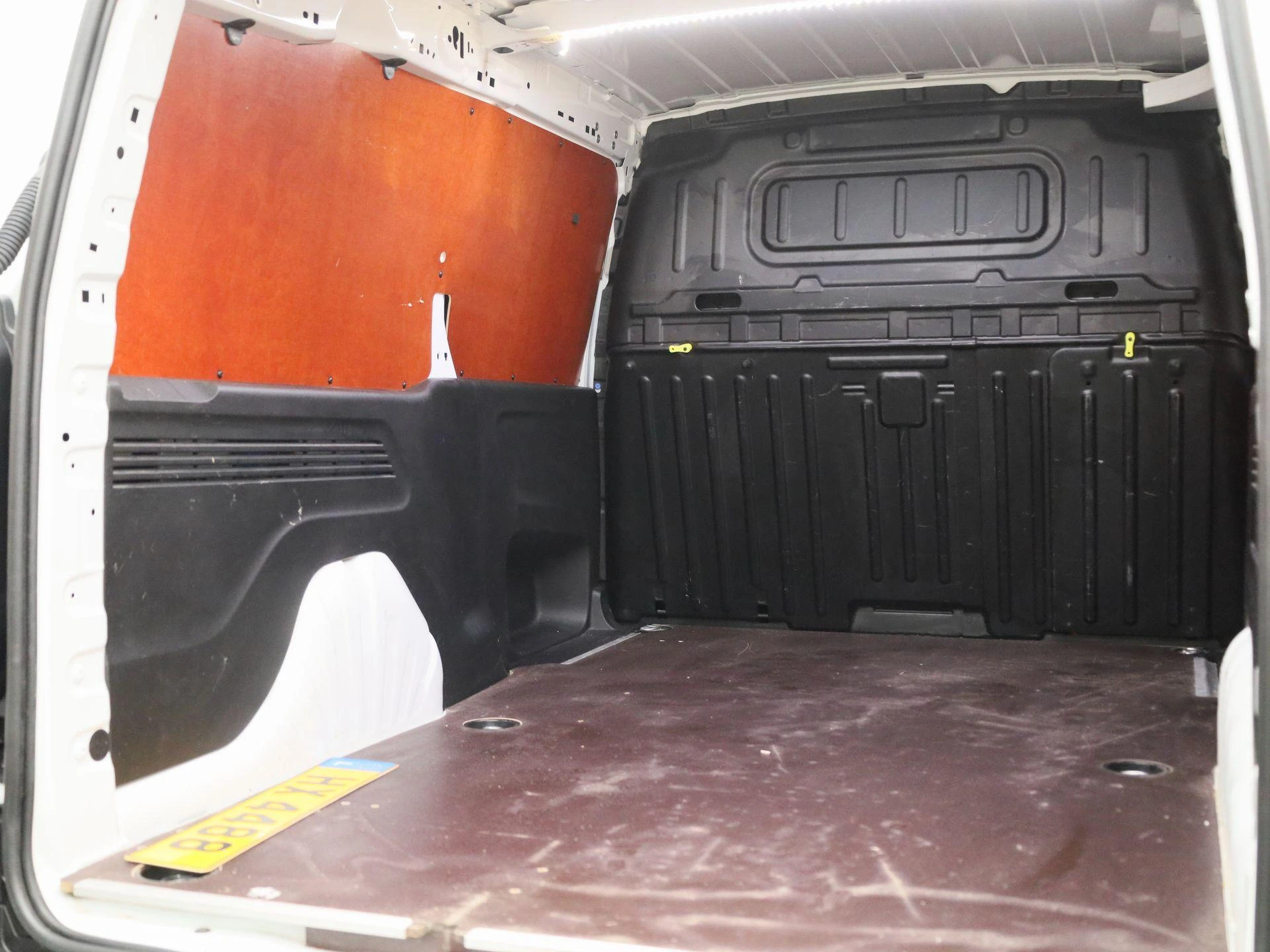 Opel-Combo-image-16