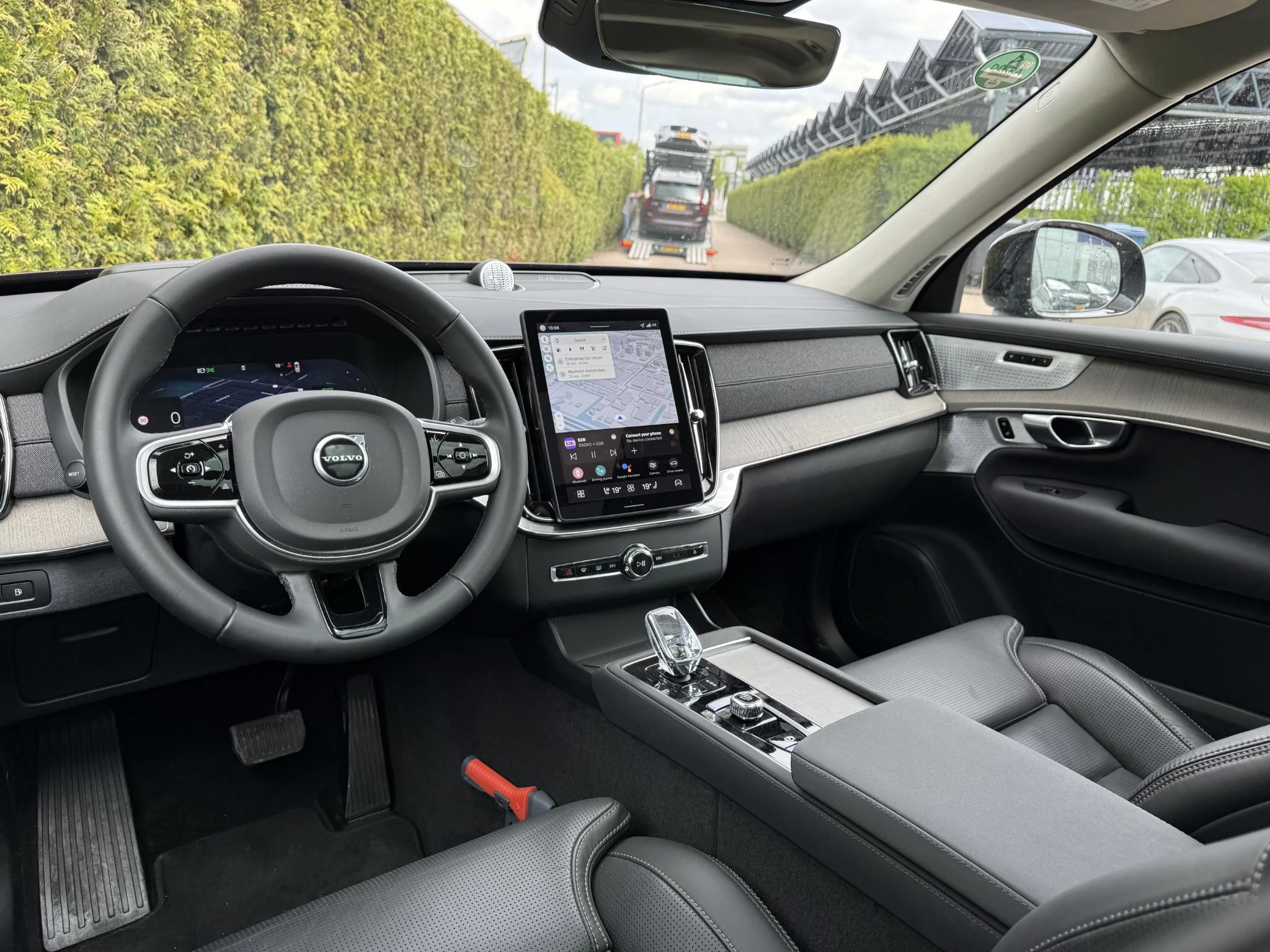 Volvo XC90 T8 Plug-in hybrid AWD Ultra Dark