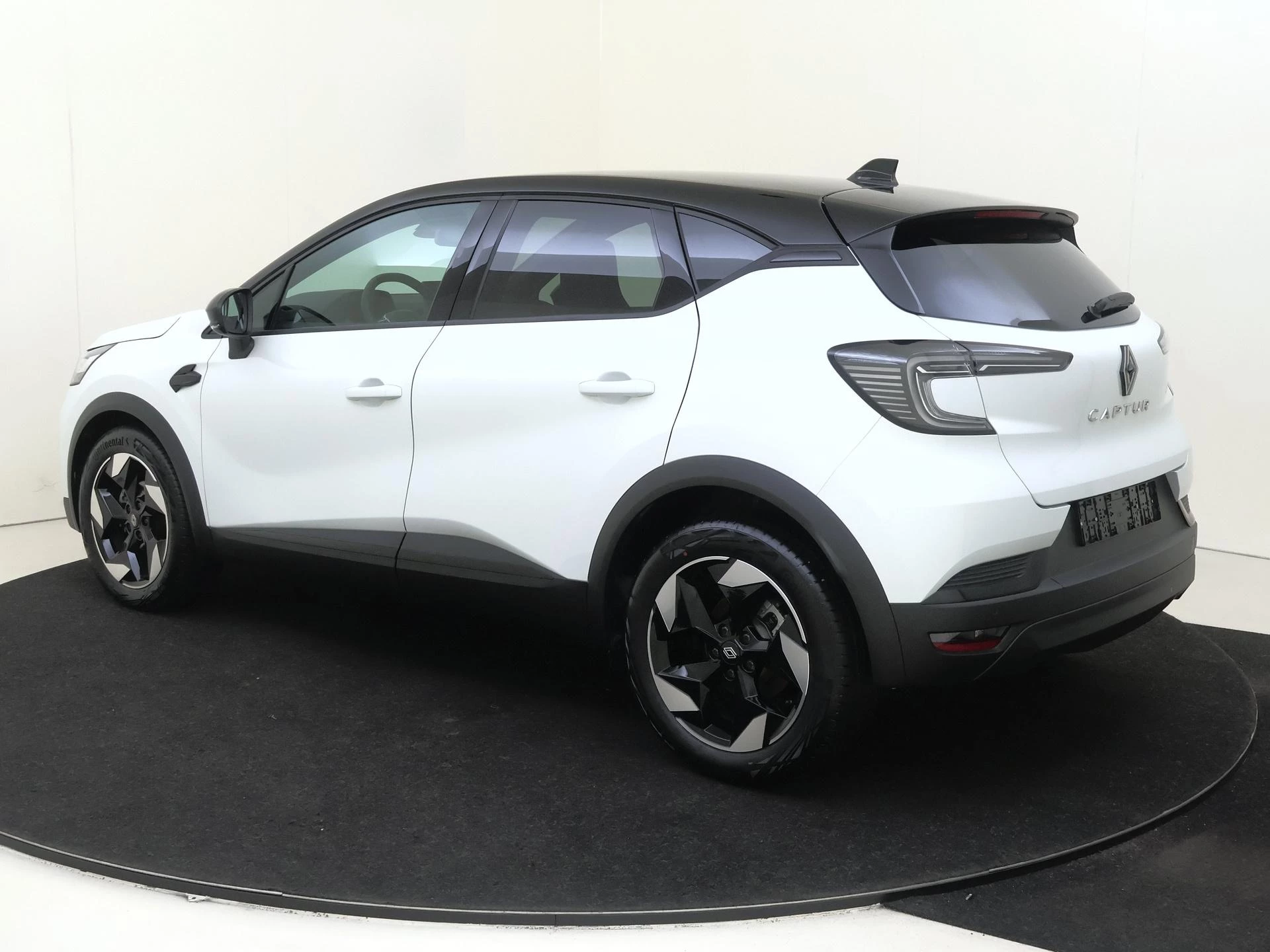 Renault-Captur-image-2