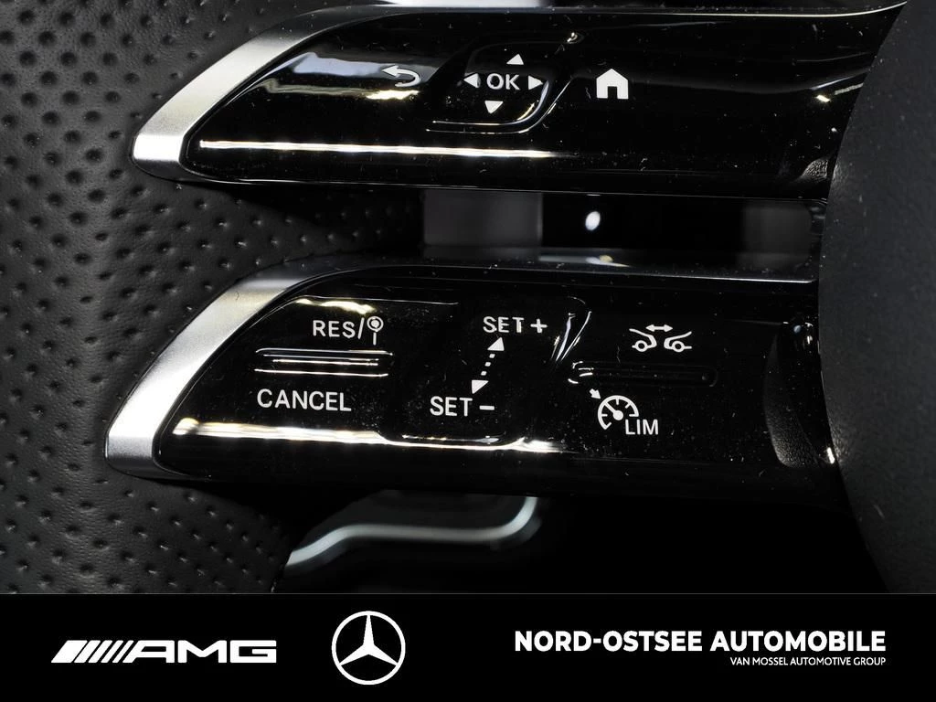Mercedes-Benz A-Klasse 200 d AMG SPECIAL-EDITION NIGHT PANO 19-ZOLL AMG Line