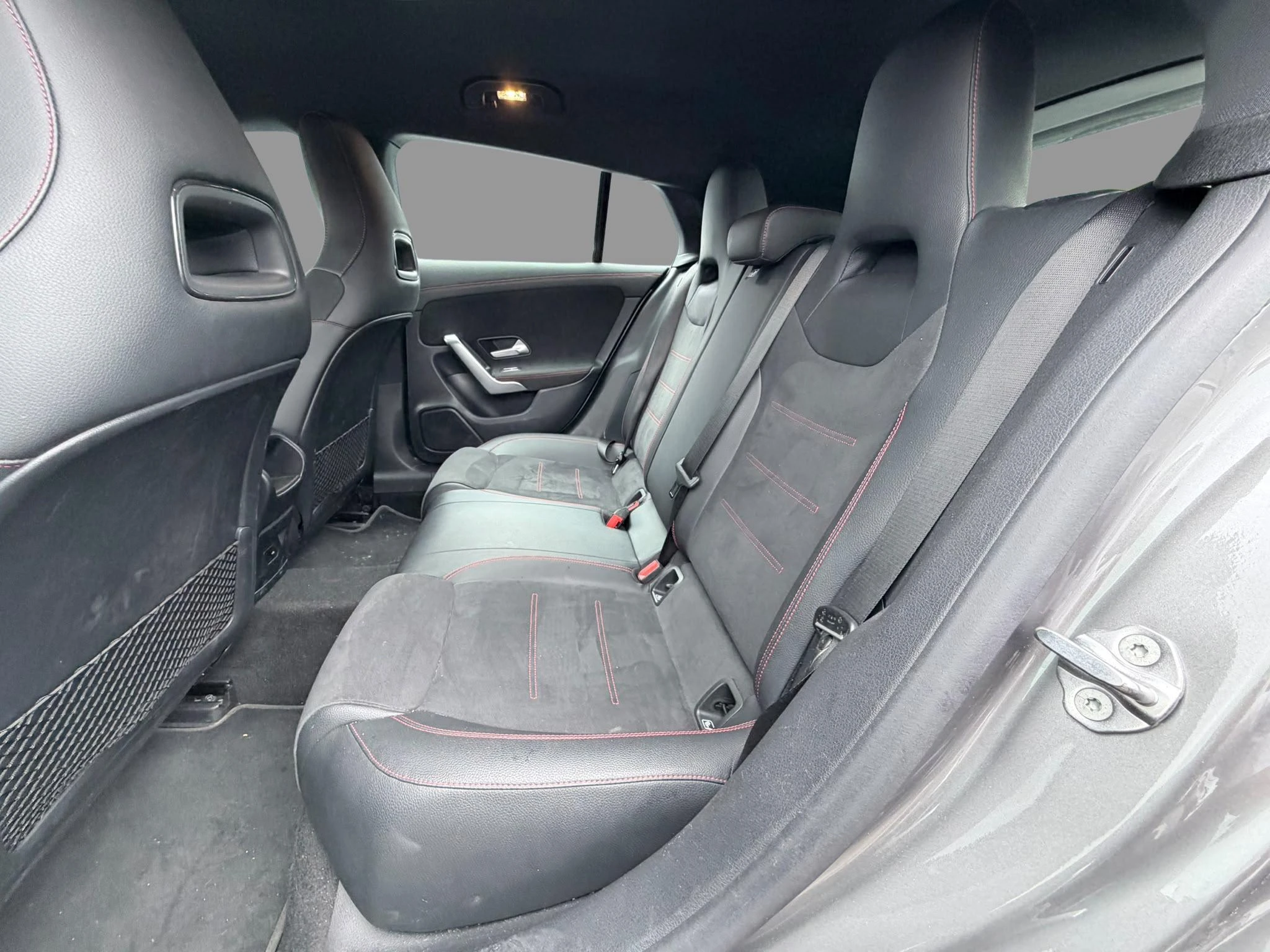 Mercedes-Benz-CLA-image-13