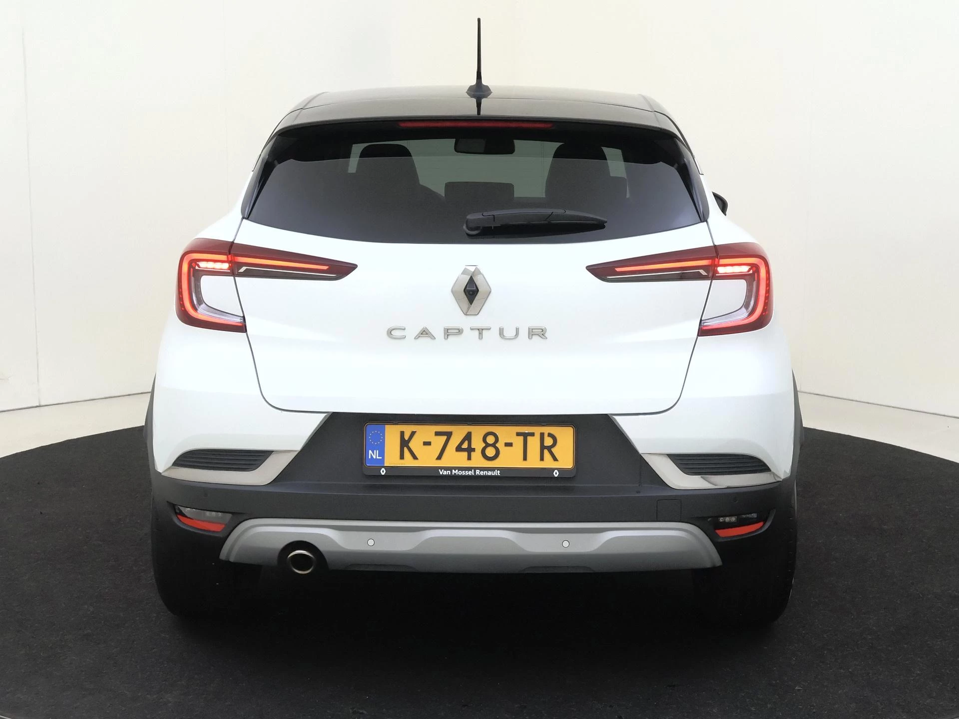 Renault-Captur-image-6
