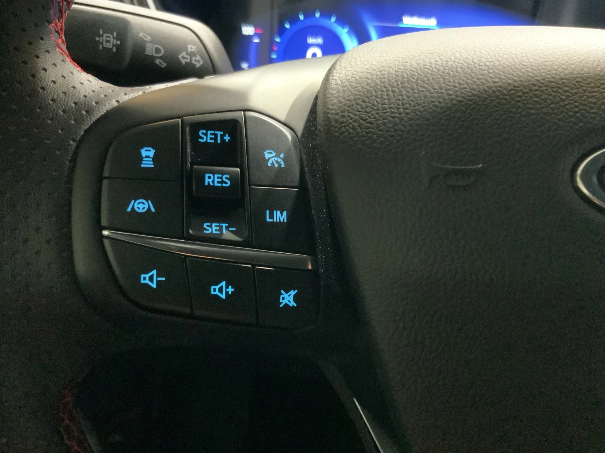 Ford-Kuga-image-19