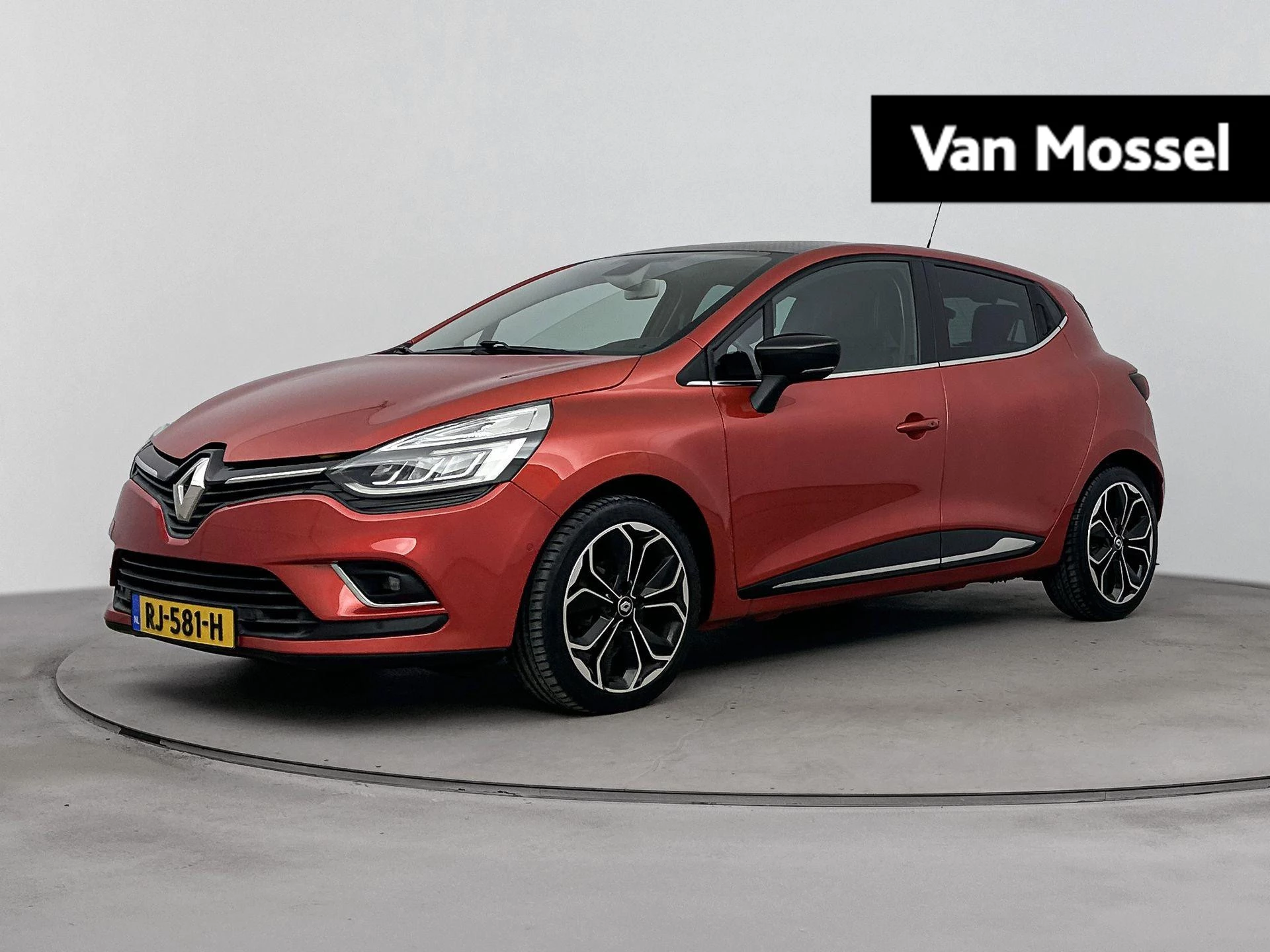 Renault-Clio-image-0