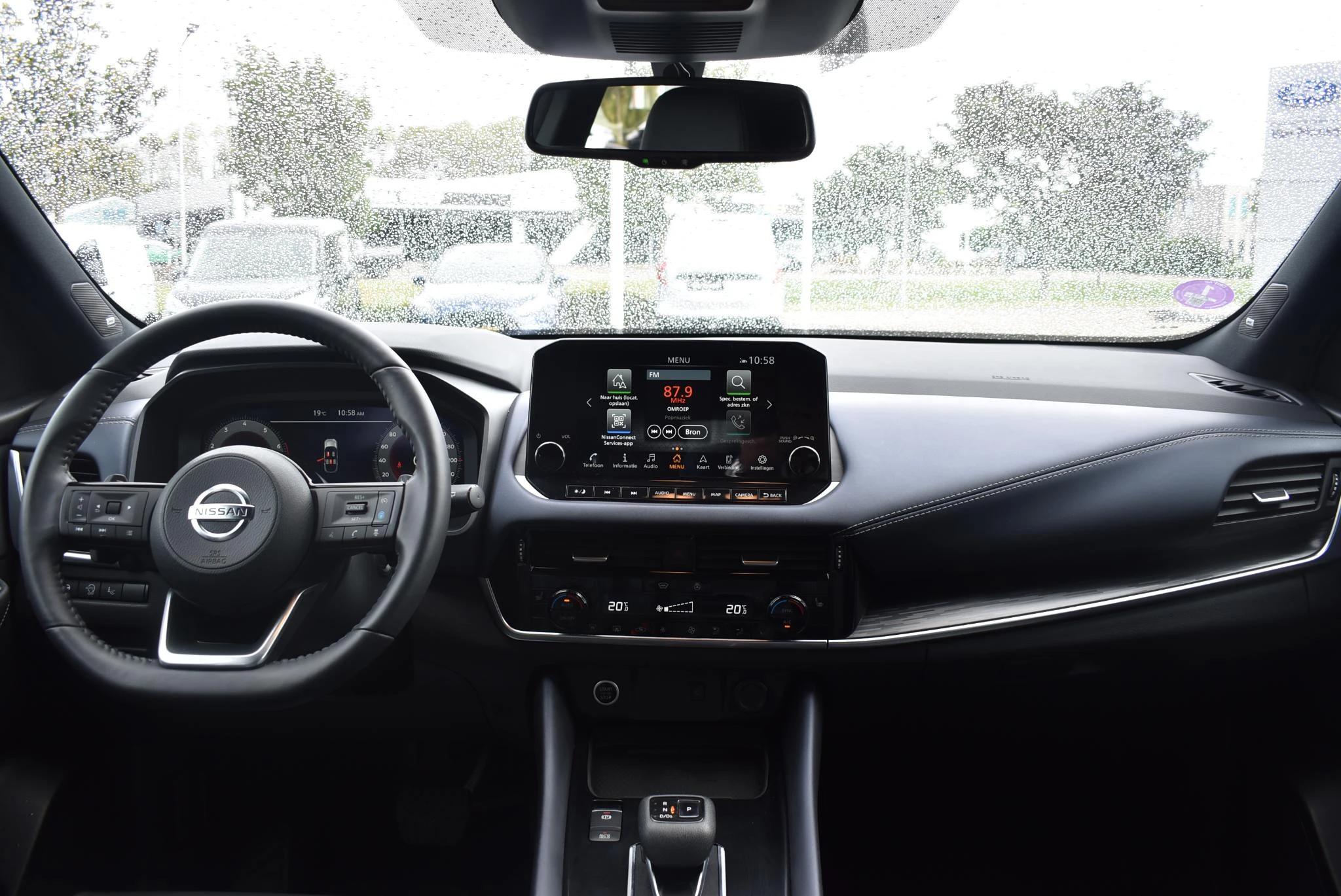 Nissan-QASHQAI-image-31