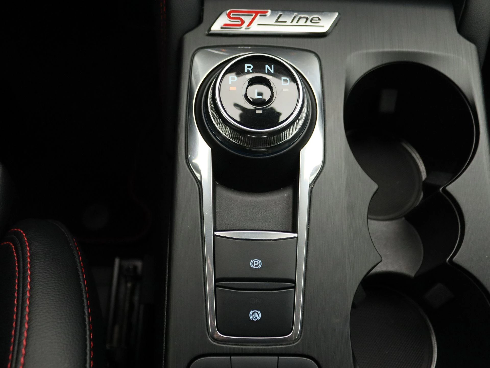 Ford-Kuga-image-11