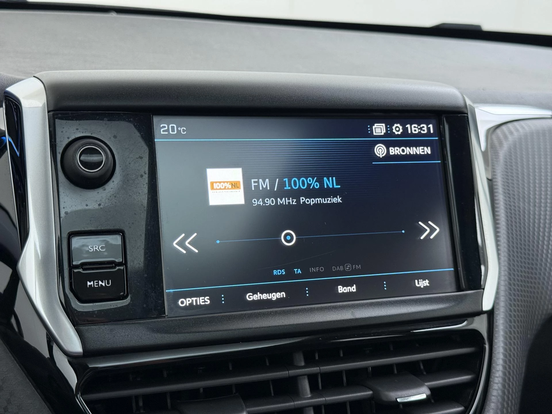 Peugeot 2008 1.2 PureTech Allure