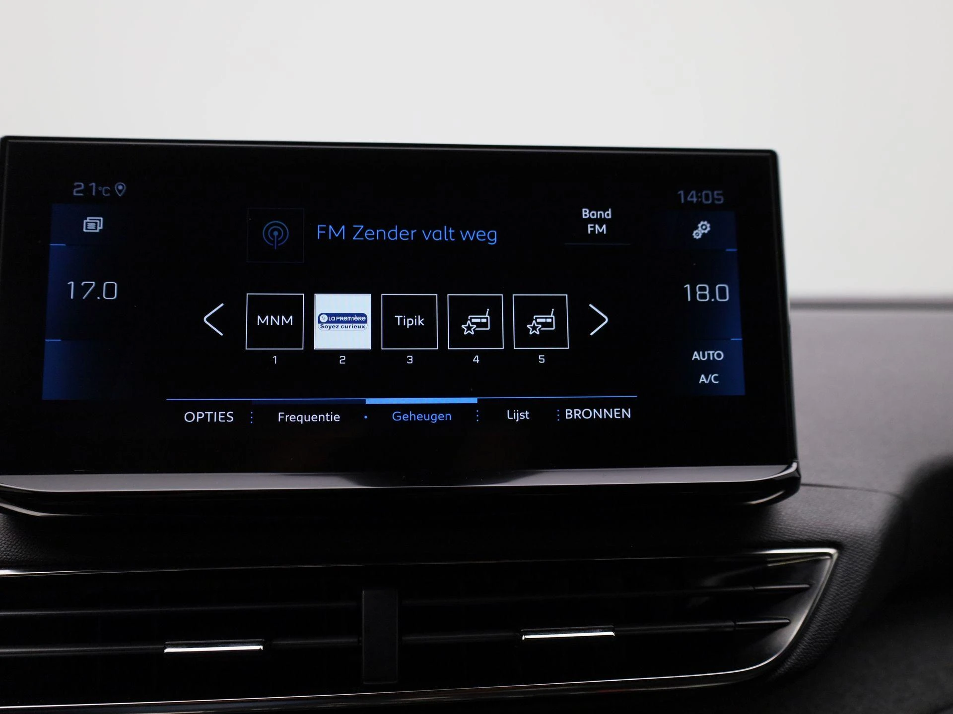 Peugeot-3008-image-14