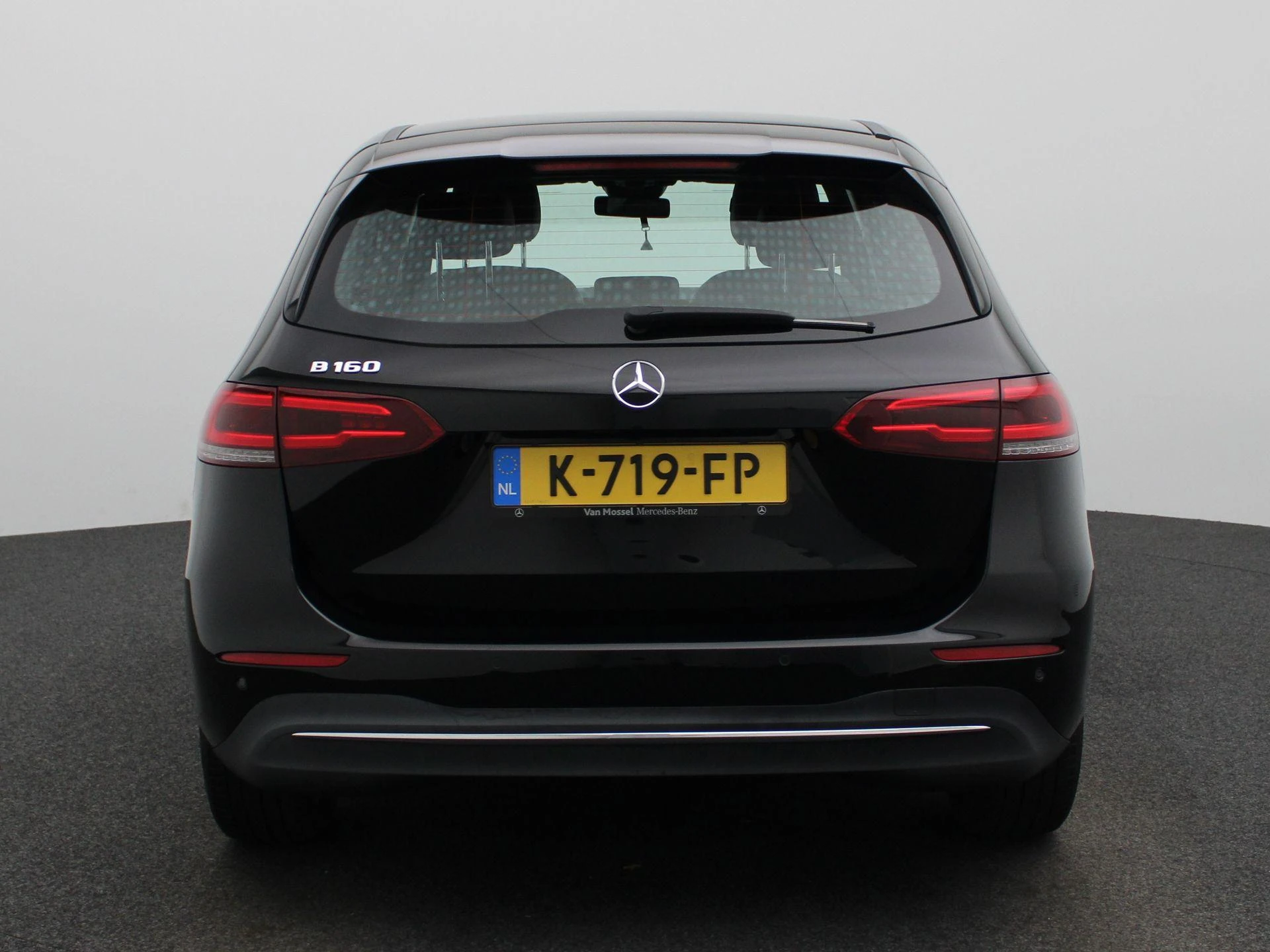 Mercedes-Benz-B-Klasse-image-4