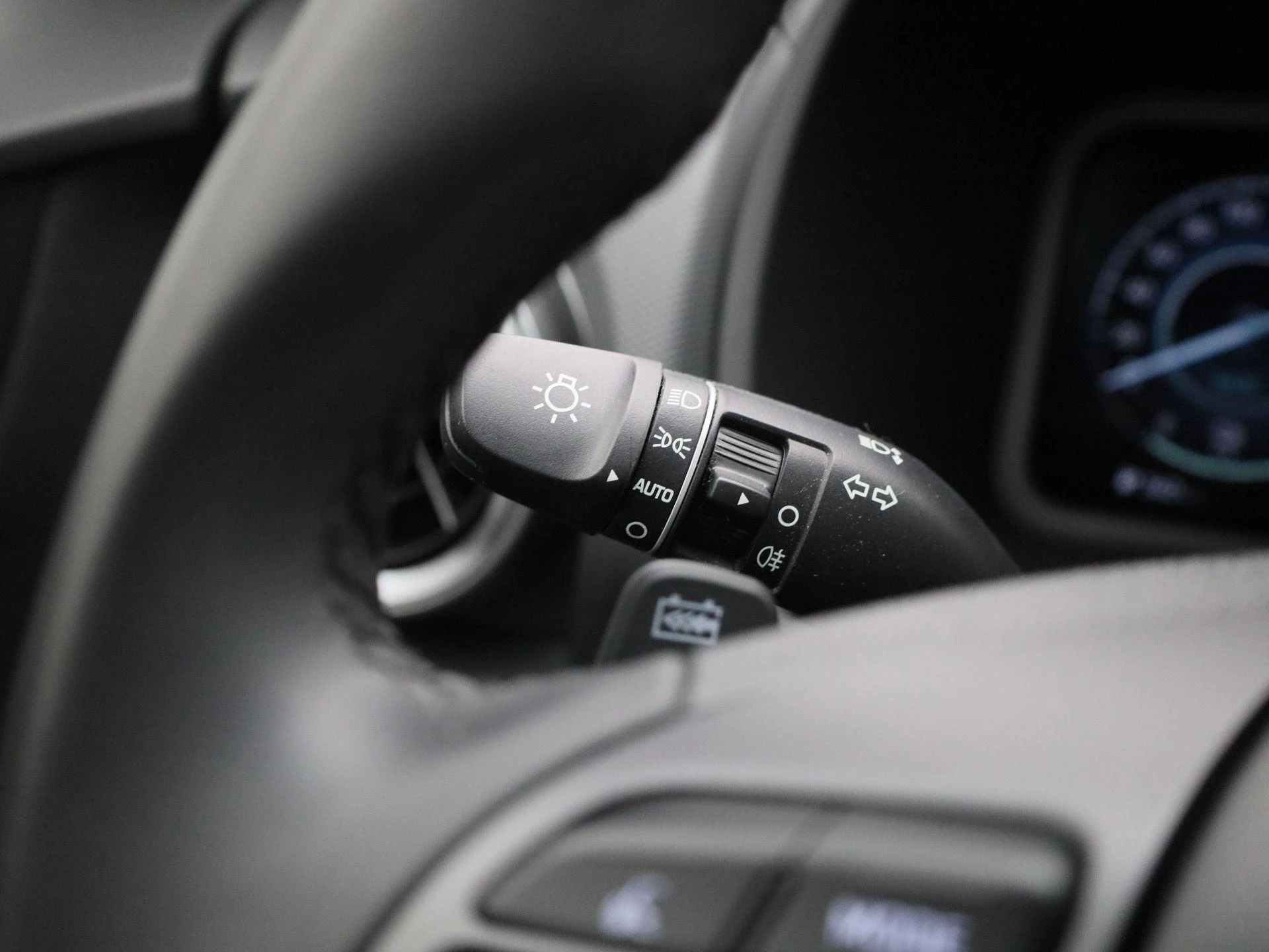 Hyundai-Kona-image-23