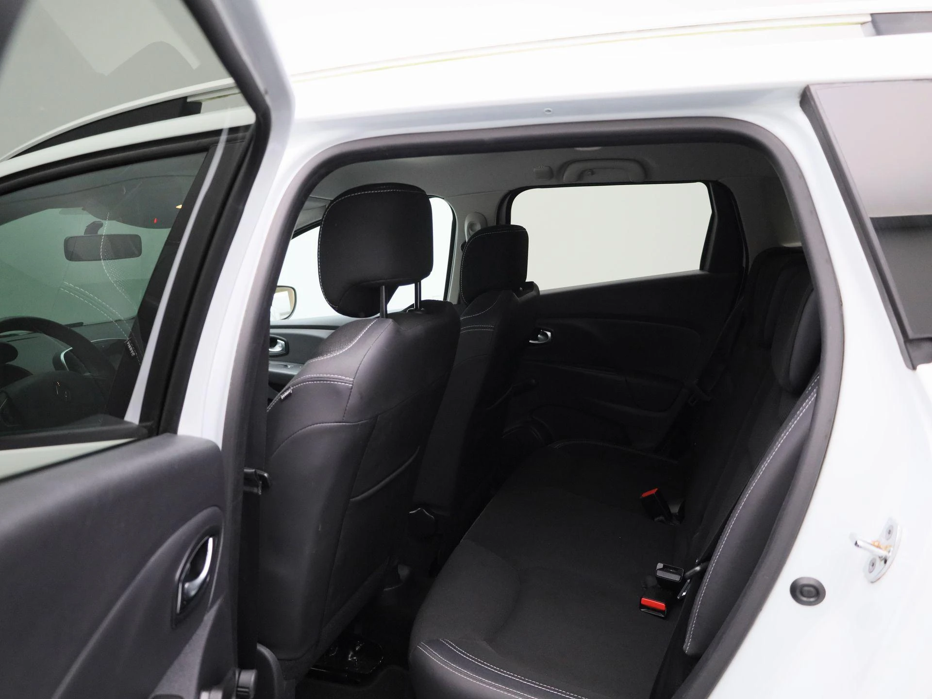 Renault-Clio-image-9