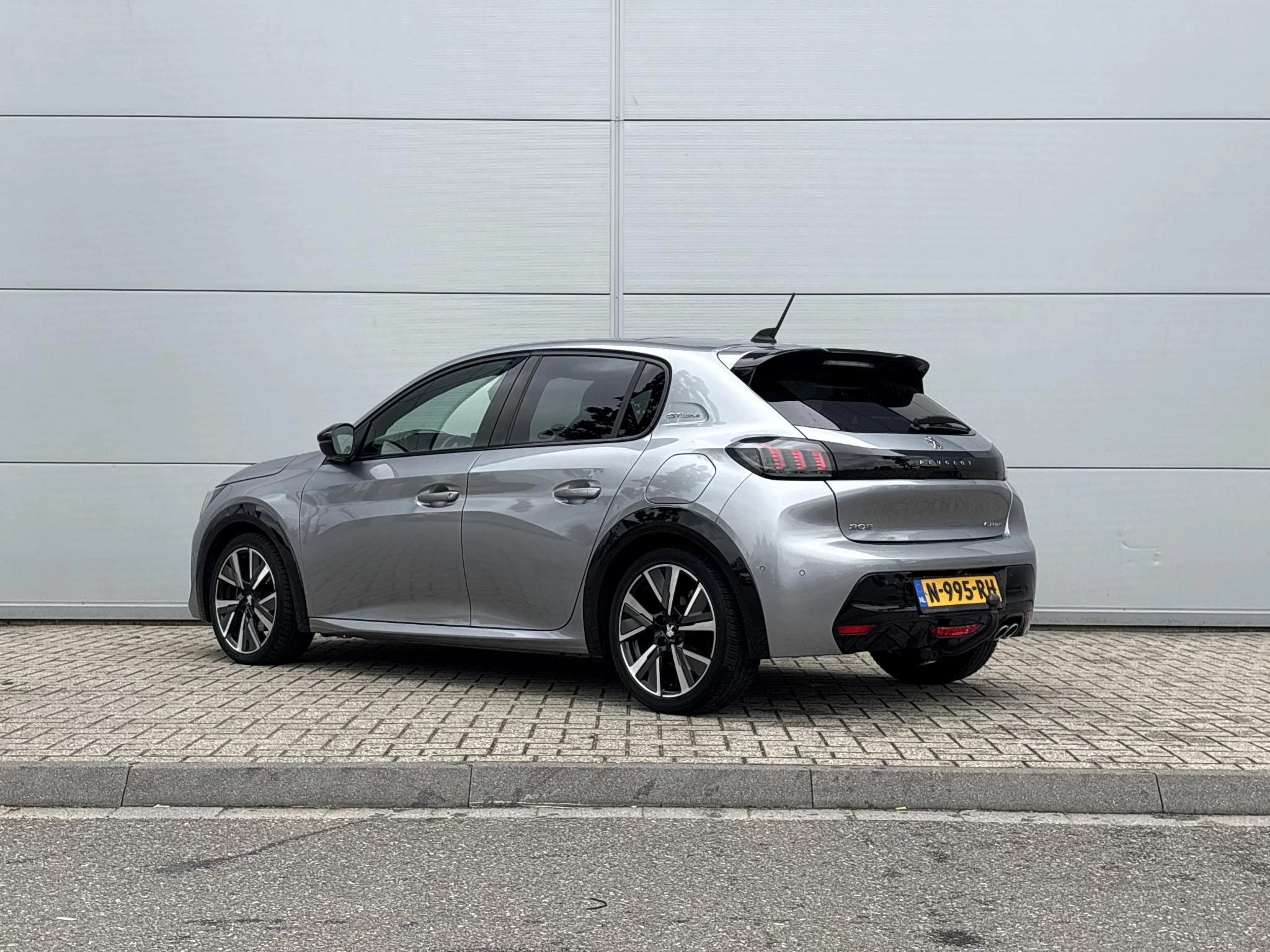 Peugeot-208-image-3