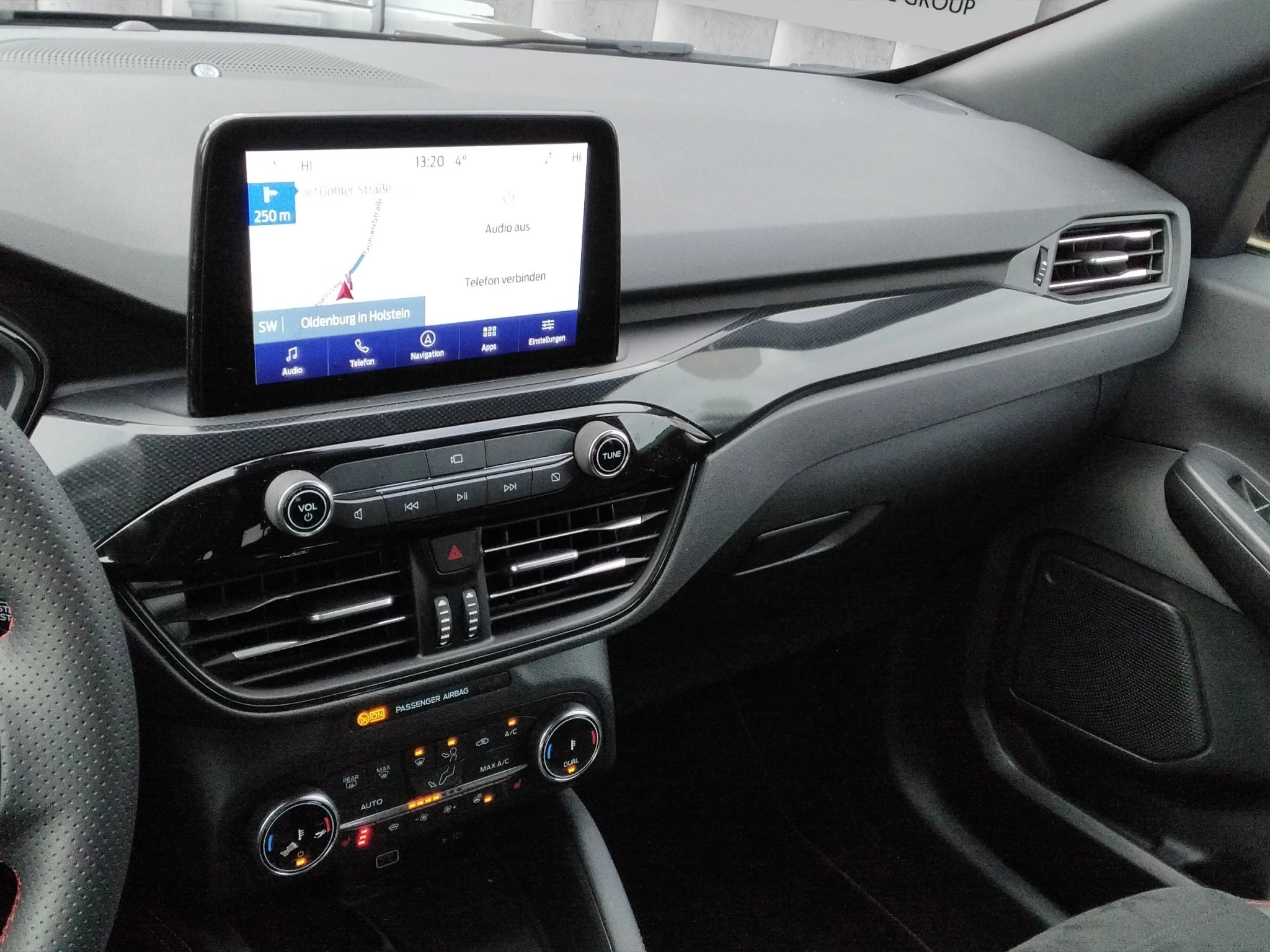 Ford Kuga ST-Line X*PANO*AHK*KAM*ACC*NAVI*SOUND-SYS.