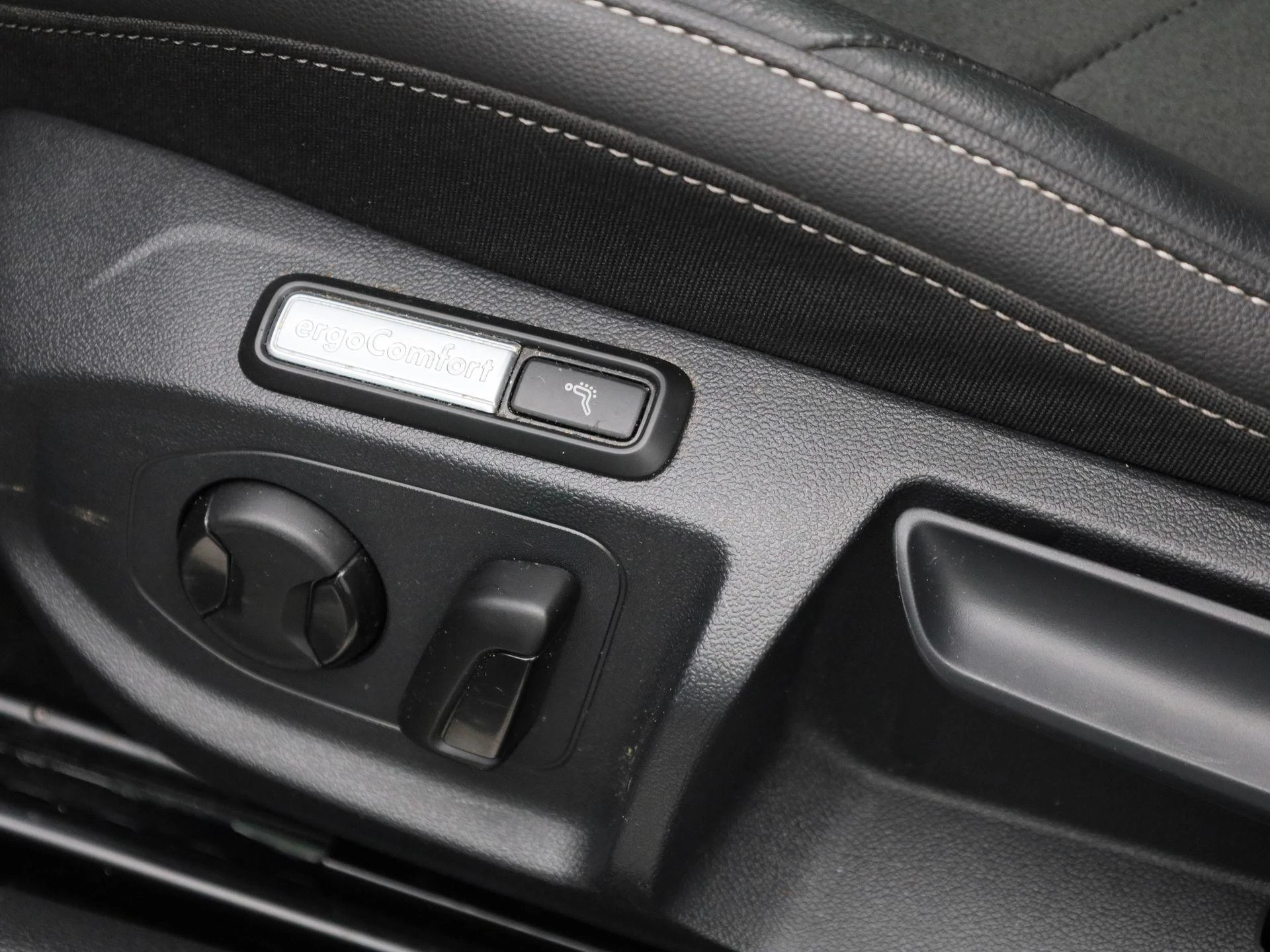 Volkswagen-Arteon-image-37