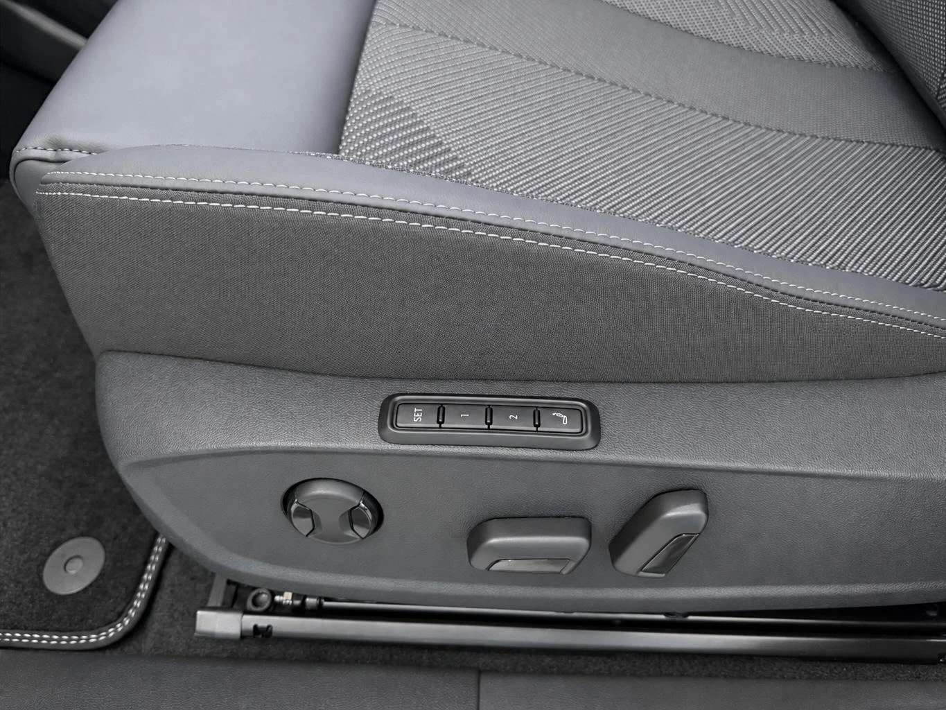 Ford-Explorer-image-24