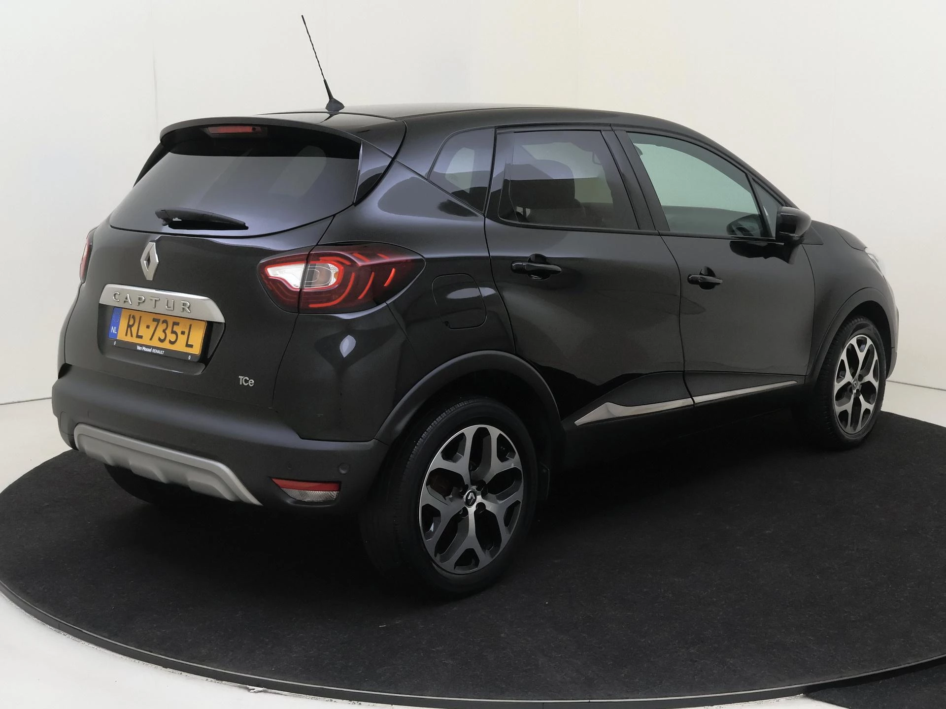 Renault-Captur-image-5