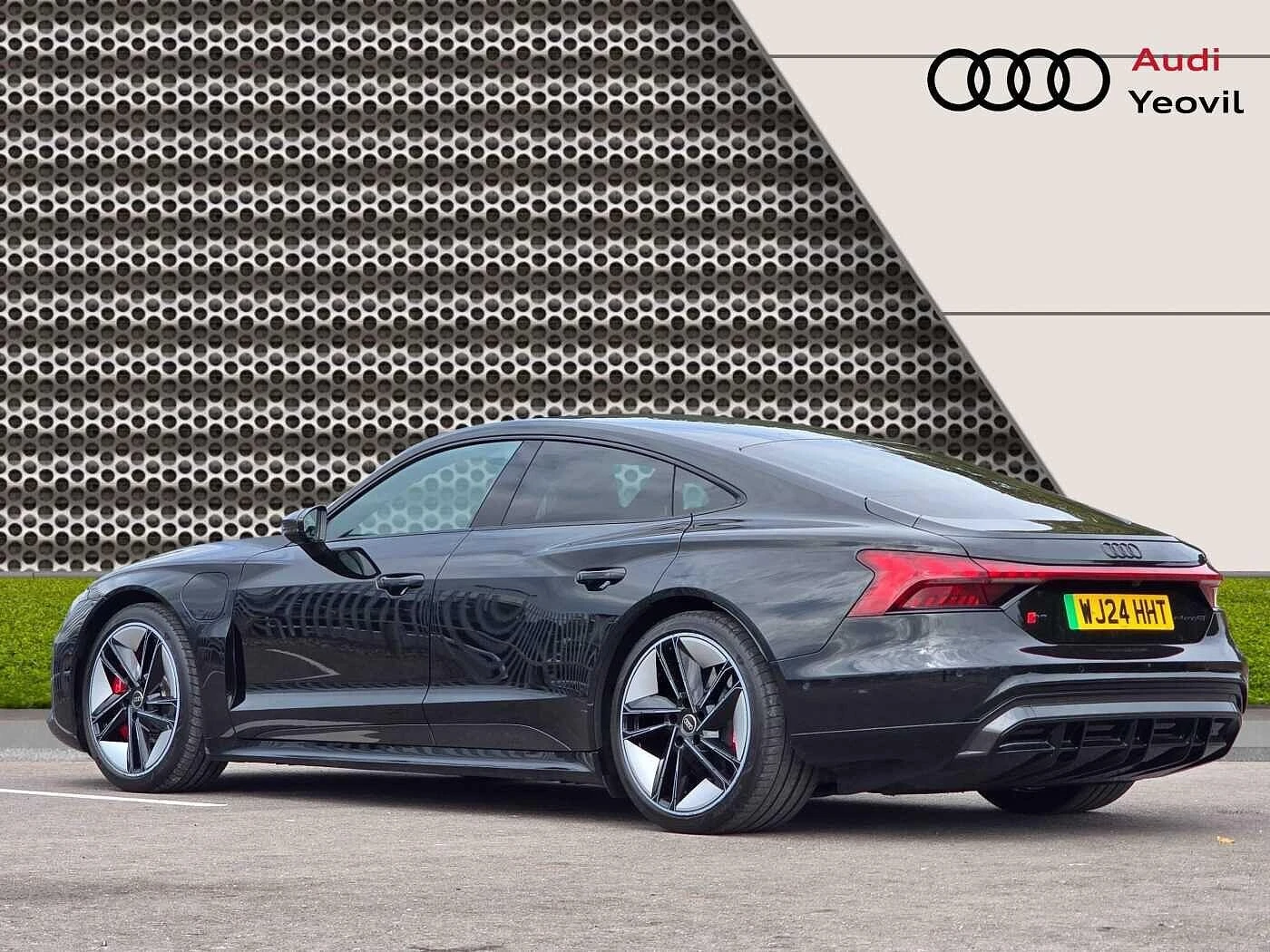 Audi-e-tron GT-image-44