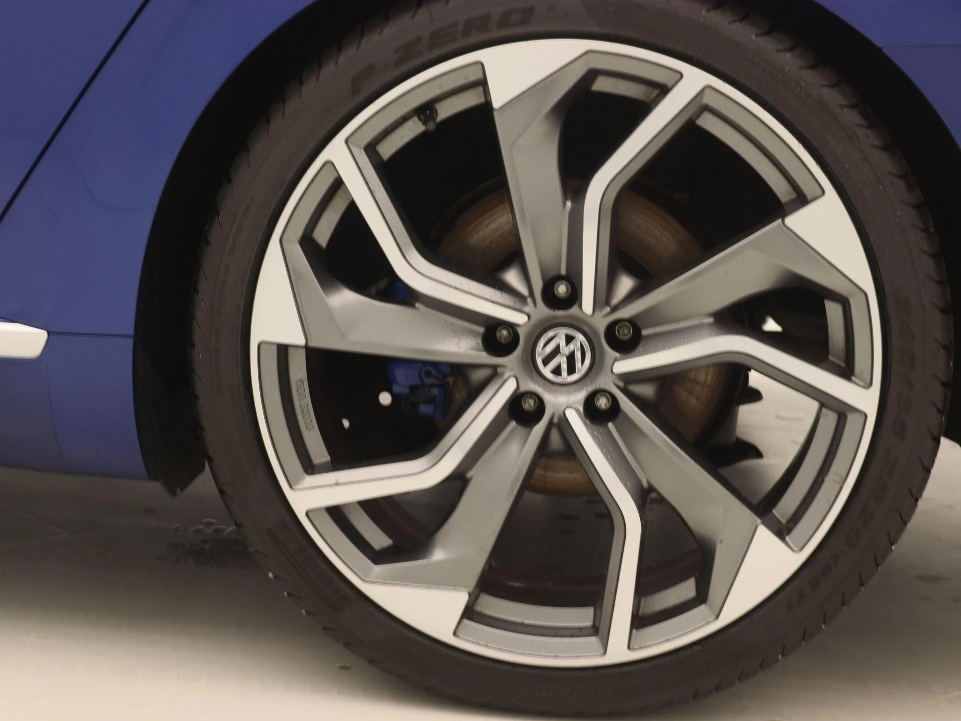 Volkswagen-Arteon-image-18
