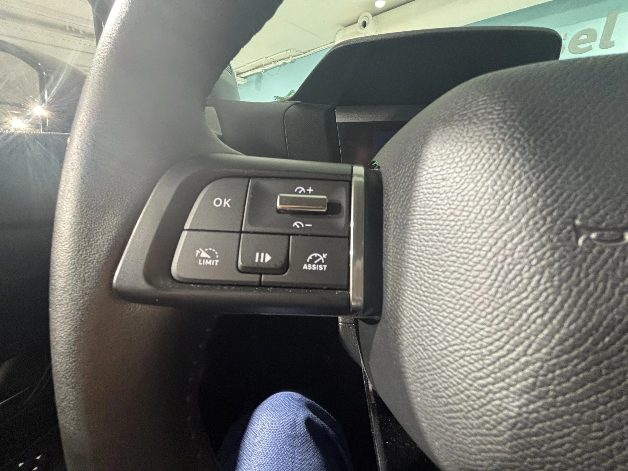 Citroën-C4 X-image-3