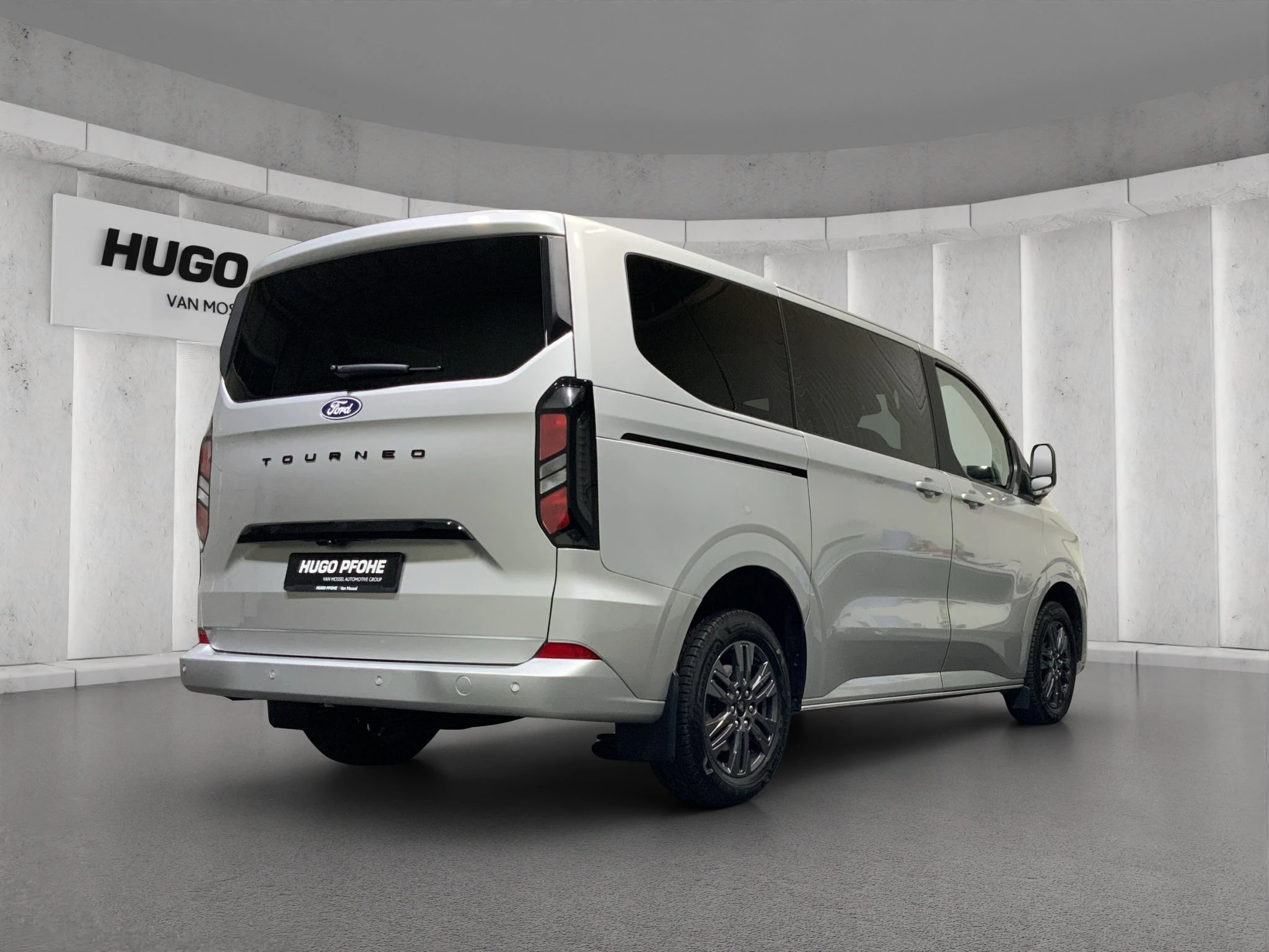 Ford-Tourneo Custom-image-4