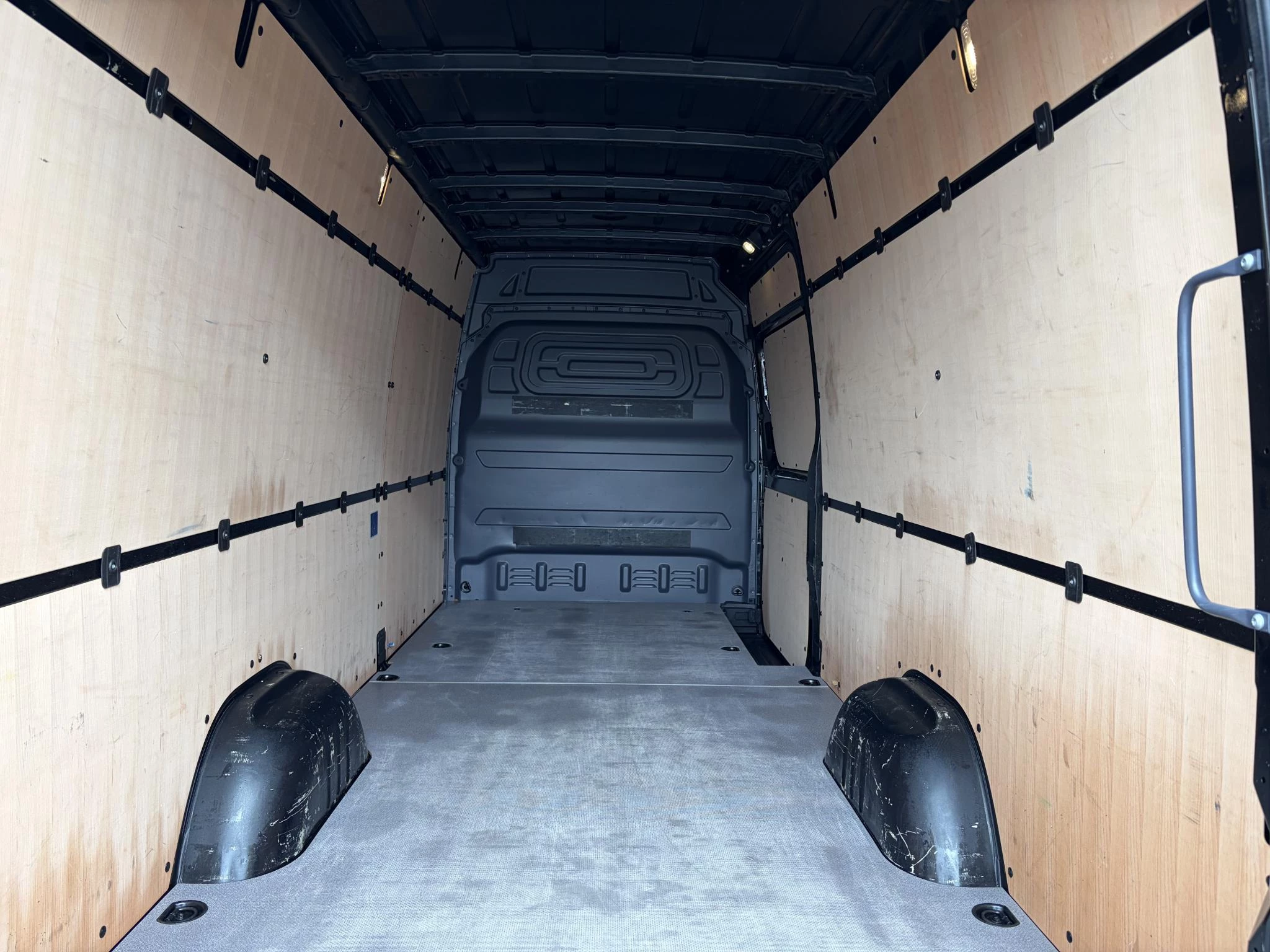 Mercedes-Benz Sprinter 317 CDI GB L3 RWD 3.5T BASE