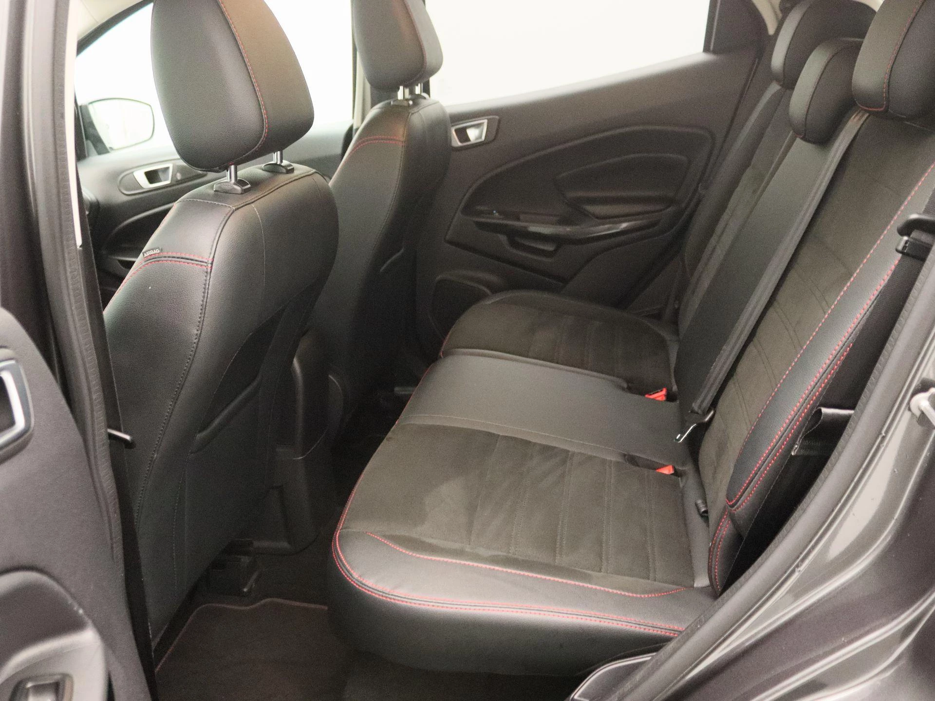 Ford-EcoSport-image-13