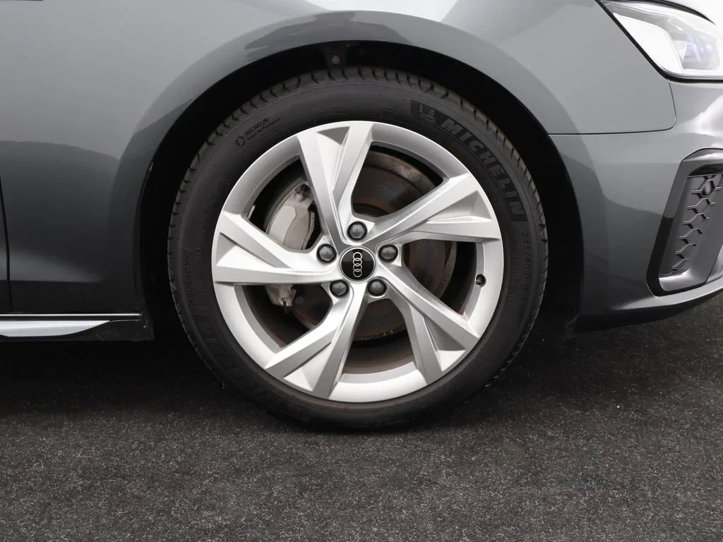 Audi-A4-image-11